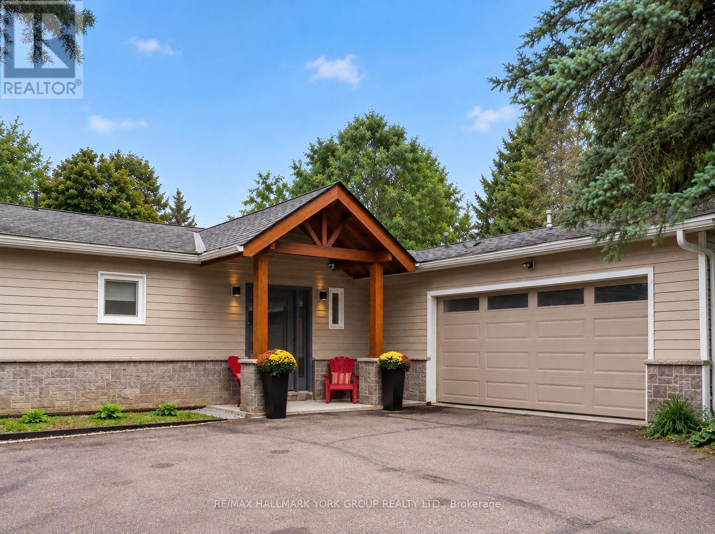 21 BIRCHVIEW DRIVE, Caledon, Ontario