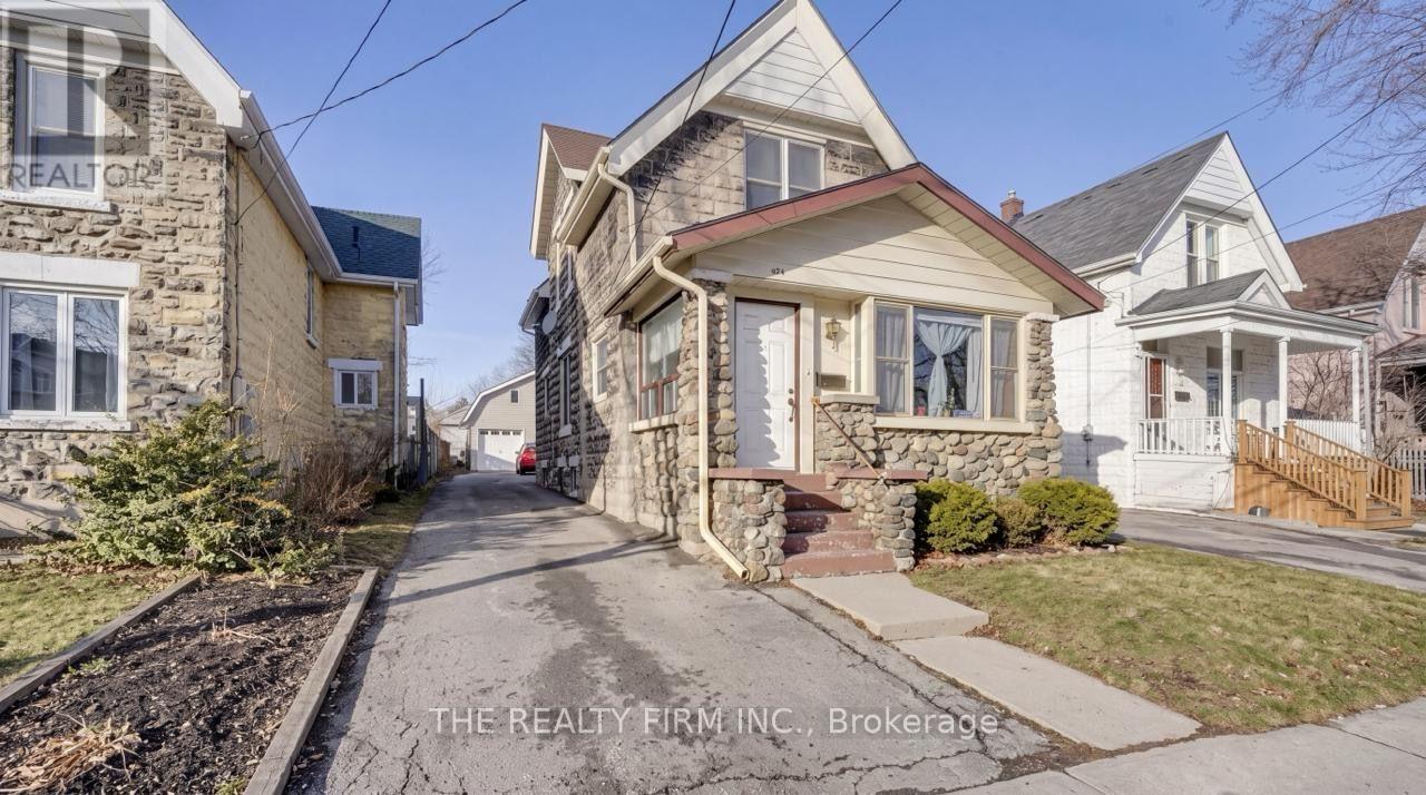 924 Princess Avenue, London East, Ontario  N5W 3M6 - Photo 2 - X13799990