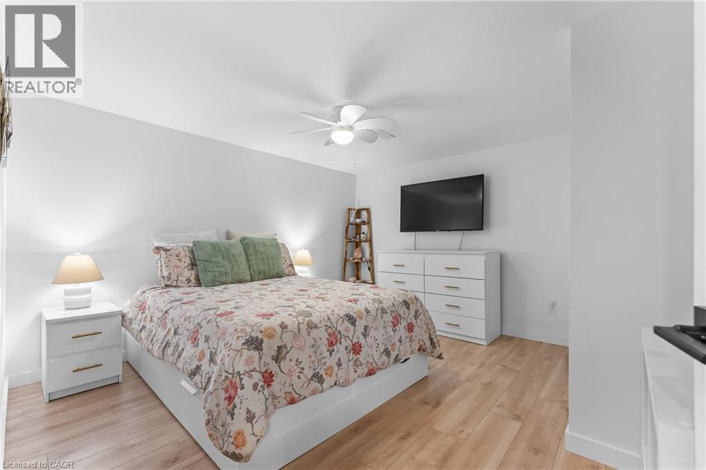 142 Marcella Crescent, Hamilton, Ontario  L8K 6G3 - Photo 36 - 40861071