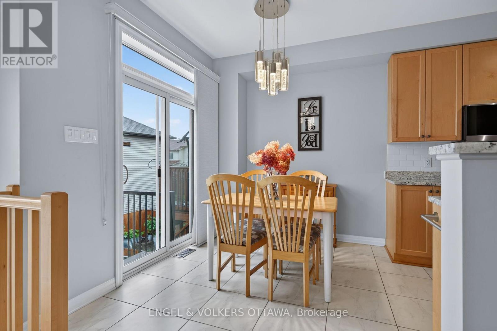 512 Knotridge Street, Ottawa, Ontario  K1W 0C7 - Photo 12 - X13800008