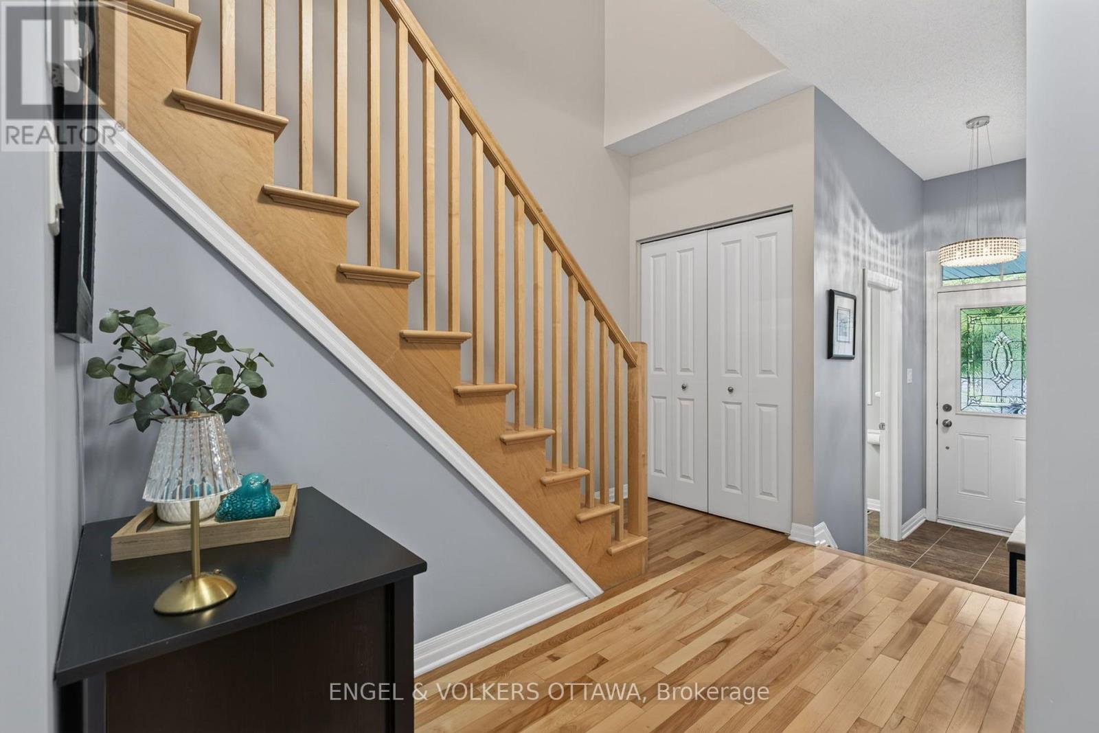 512 Knotridge Street, Ottawa, Ontario  K1W 0C7 - Photo 18 - X13800008