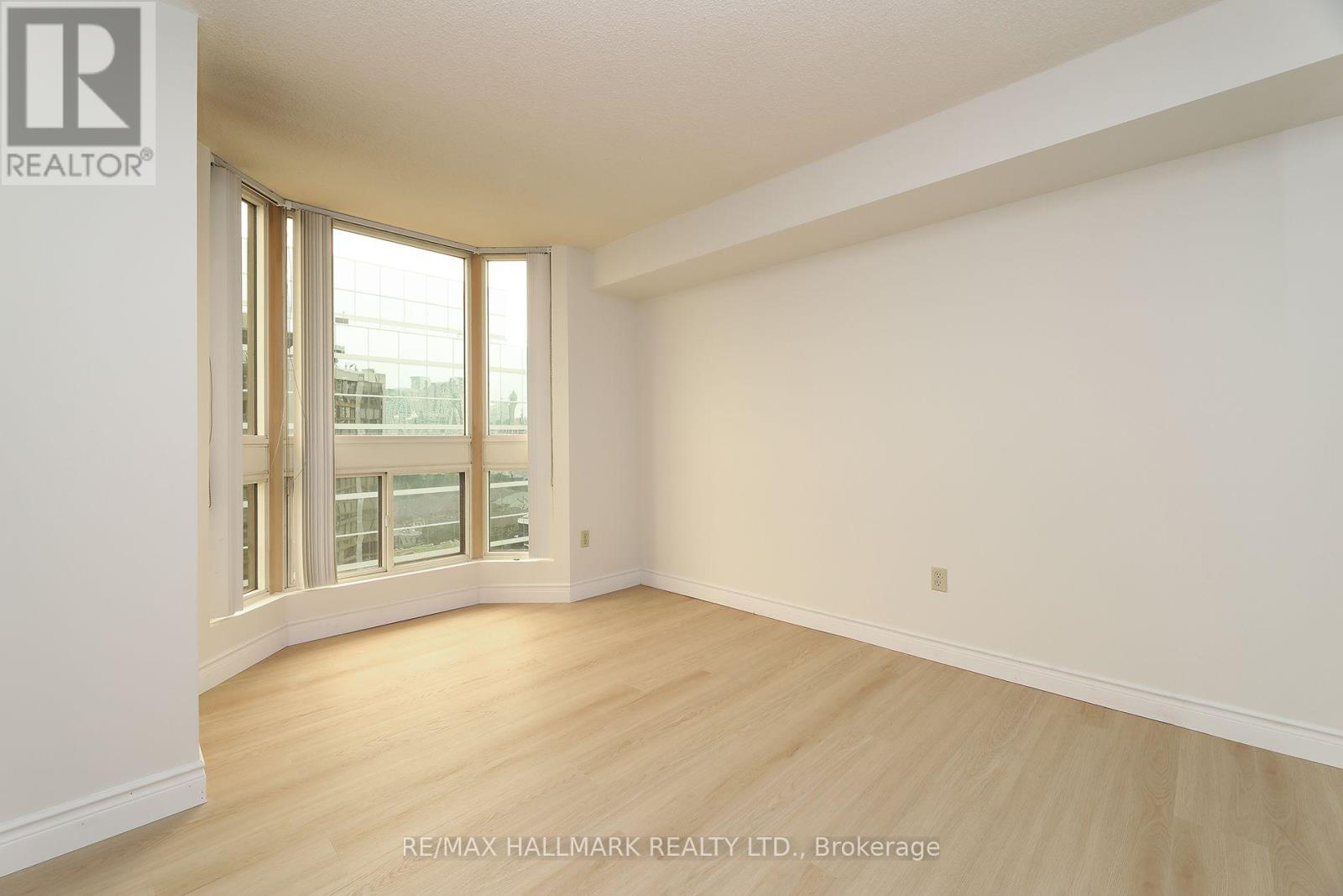 1704 - 10 Kenneth Avenue, Toronto (Willowdale East), Ontario  M2N 6K6 - Photo 30 - C13800062