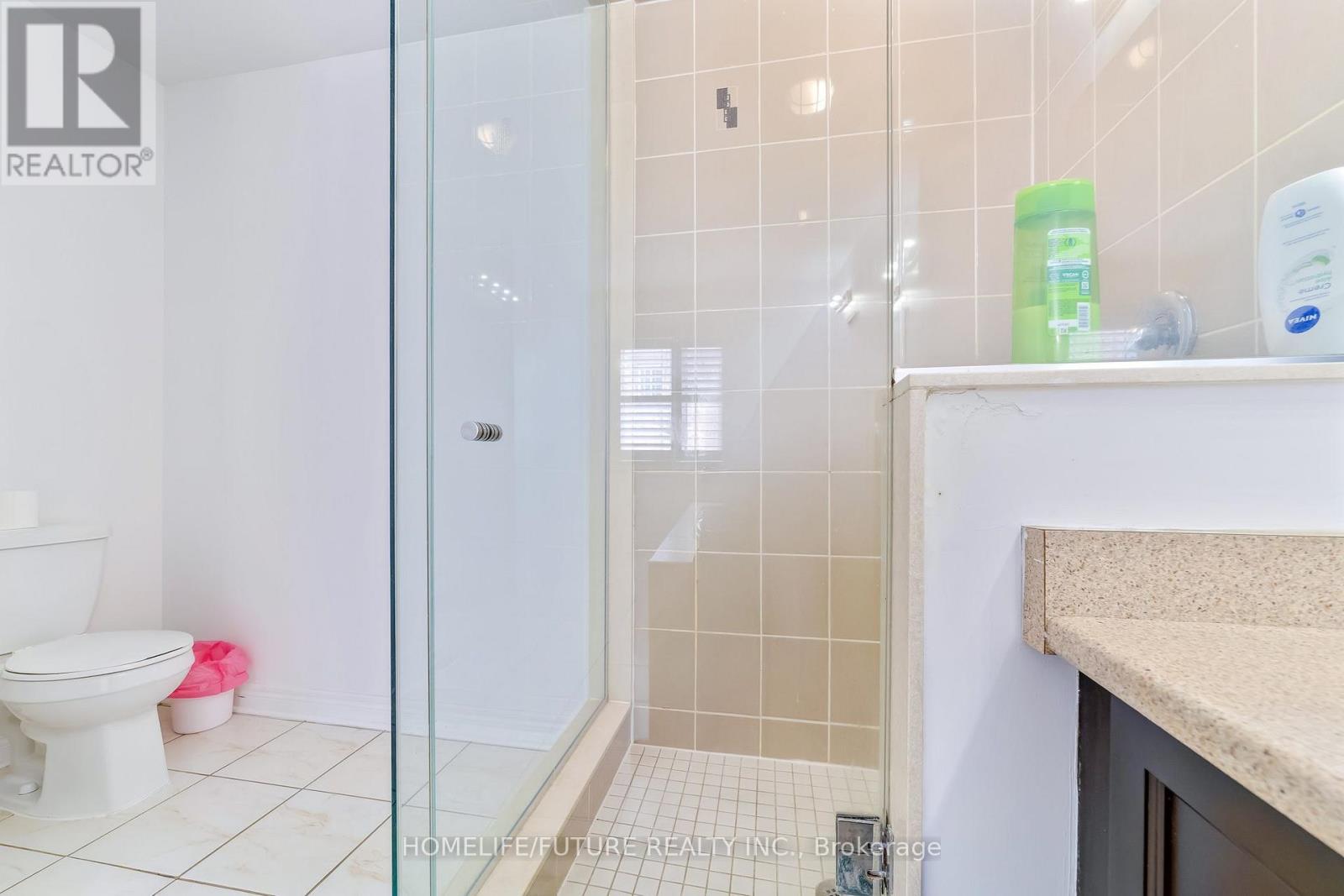 16 Snowling Drive, Ajax, Ontario  L1Z 0M2 - Photo 24 - E13800056