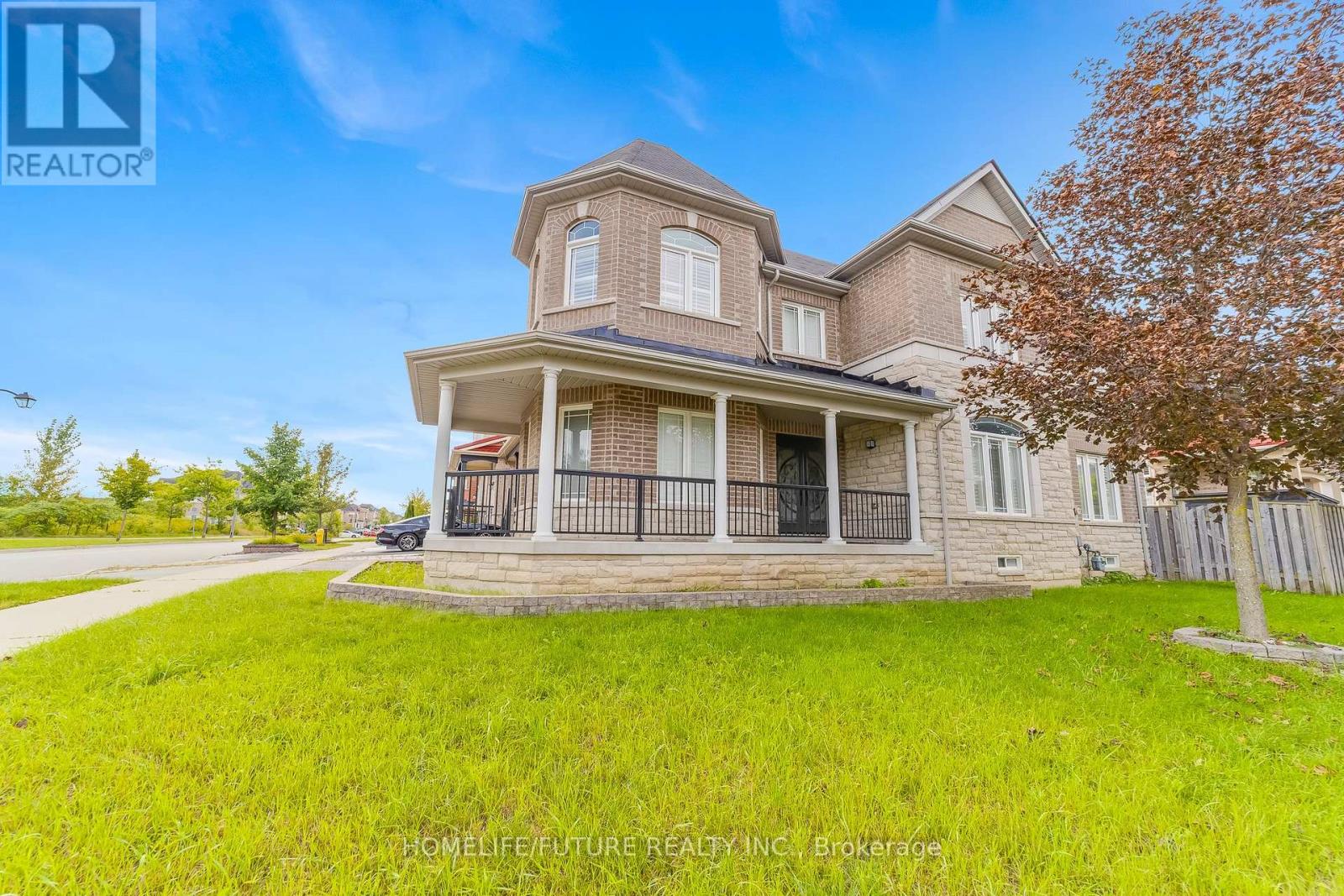16 Snowling Drive, Ajax, Ontario  L1Z 0M2 - Photo 3 - E13800056