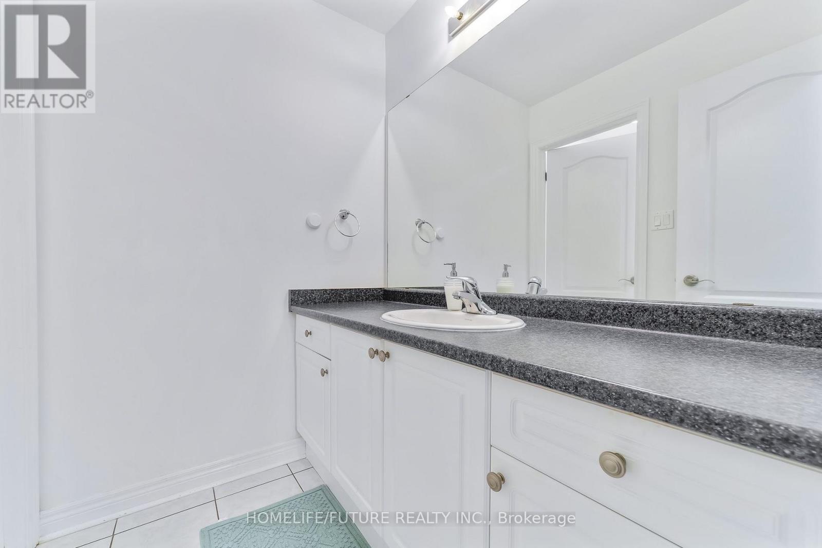 16 Snowling Drive, Ajax, Ontario  L1Z 0M2 - Photo 32 - E13800056