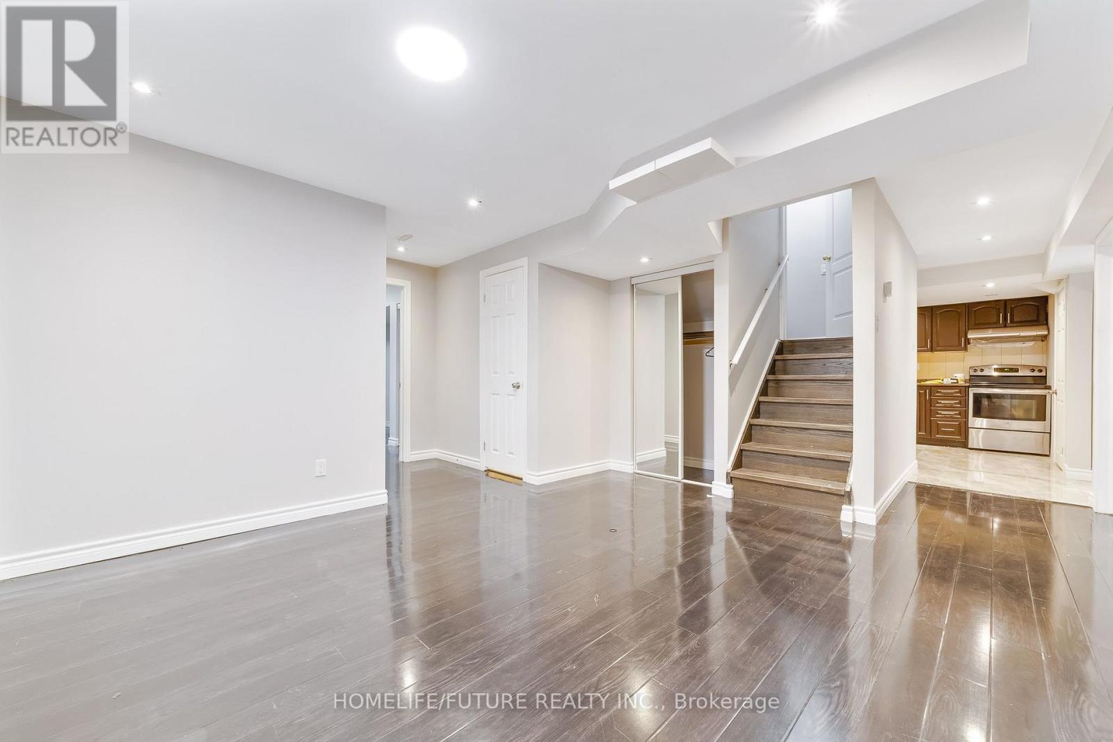 16 Snowling Drive, Ajax, Ontario  L1Z 0M2 - Photo 35 - E13800056