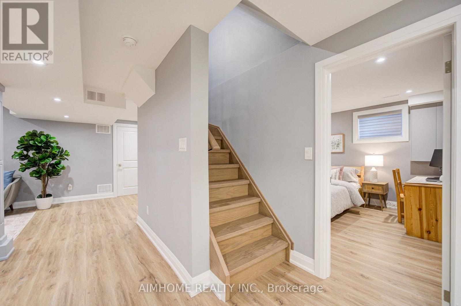 83 Houseman Crescent, Richmond Hill, Ontario  L4C 7S7 - Photo 29 - N13800010