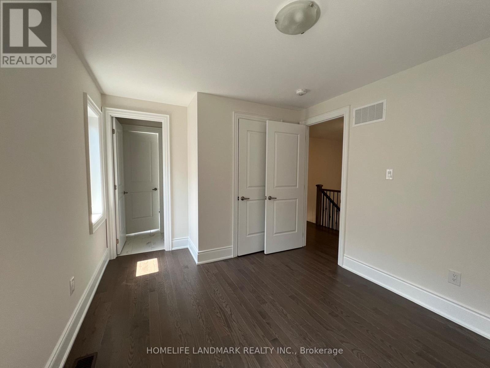 155 Silk Twist Drive, East Gwillimbury (Holland Landing), Ontario  L9N 1E2 - Photo 10 - N13800054