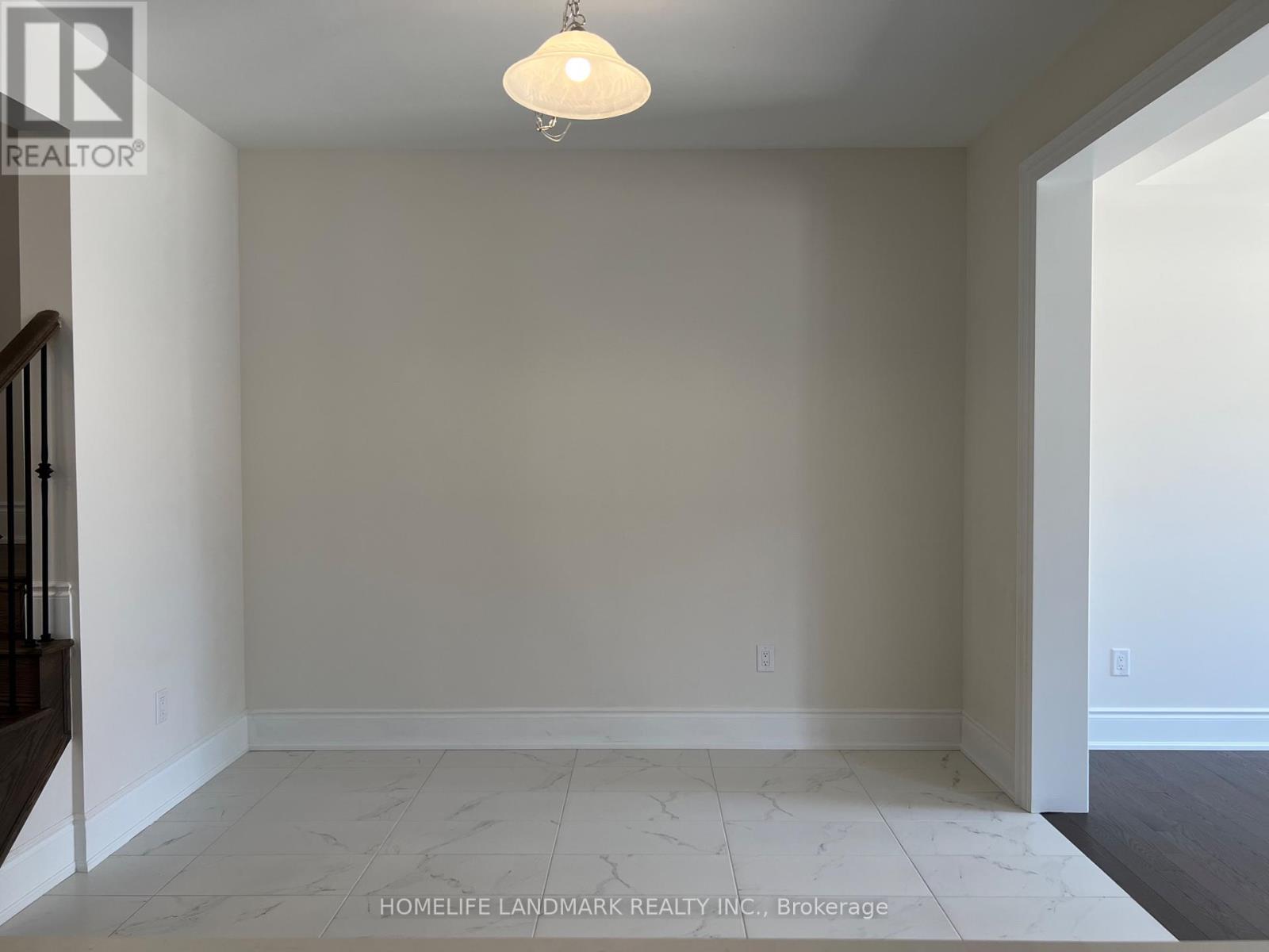 155 Silk Twist Drive, East Gwillimbury (Holland Landing), Ontario  L9N 1E2 - Photo 8 - N13800054