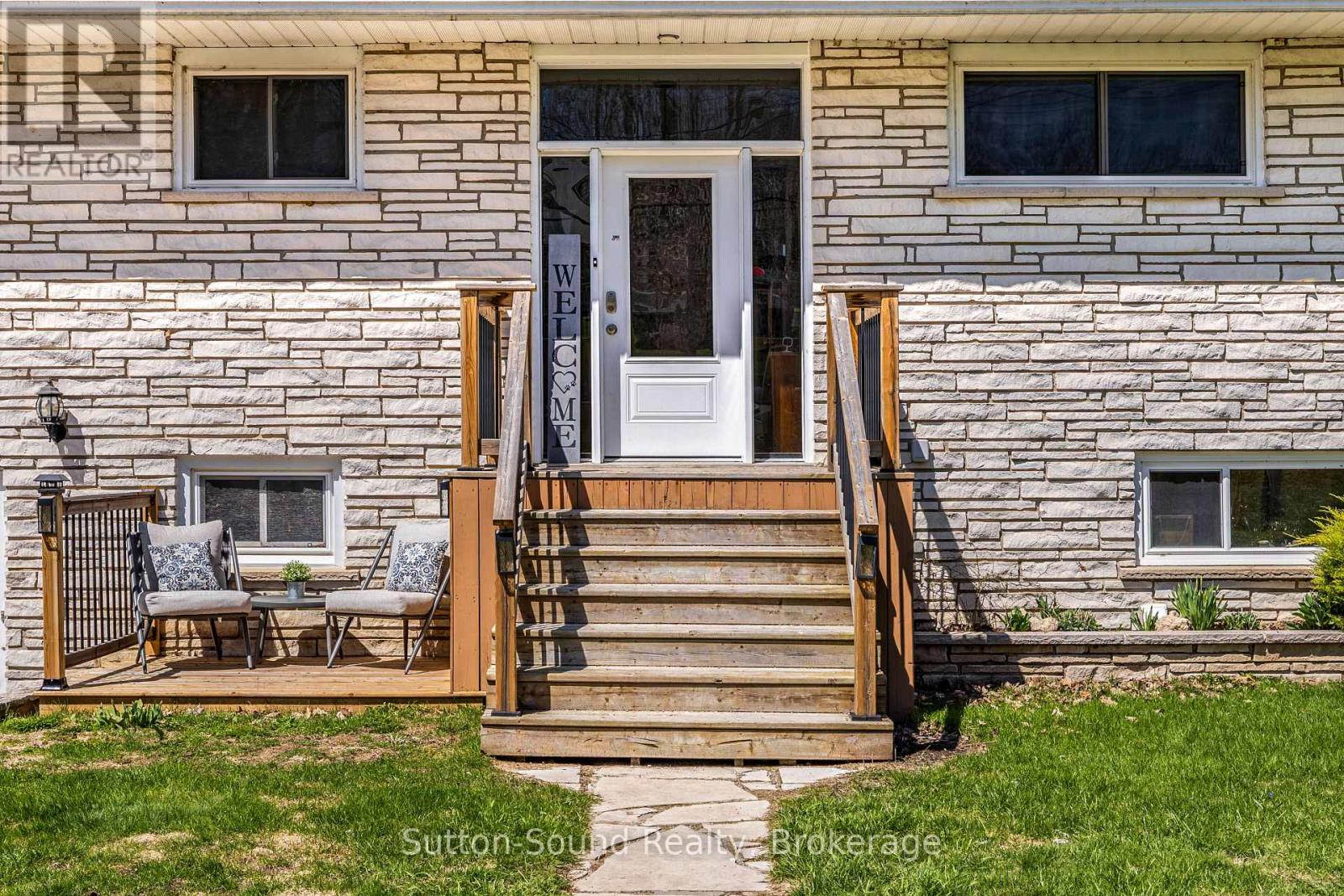 501297 Grey Road 1, Georgian Bluffs, Ontario  N0H 2T0 - Photo 2 - X13800006
