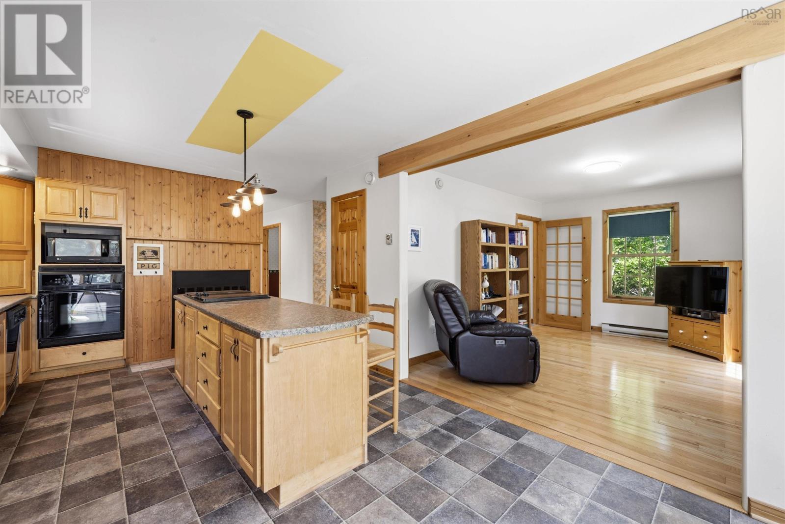 63 Schwartz Road, Hubbards, Nova Scotia  B0J 1T0 - Photo 9 - 202618422
