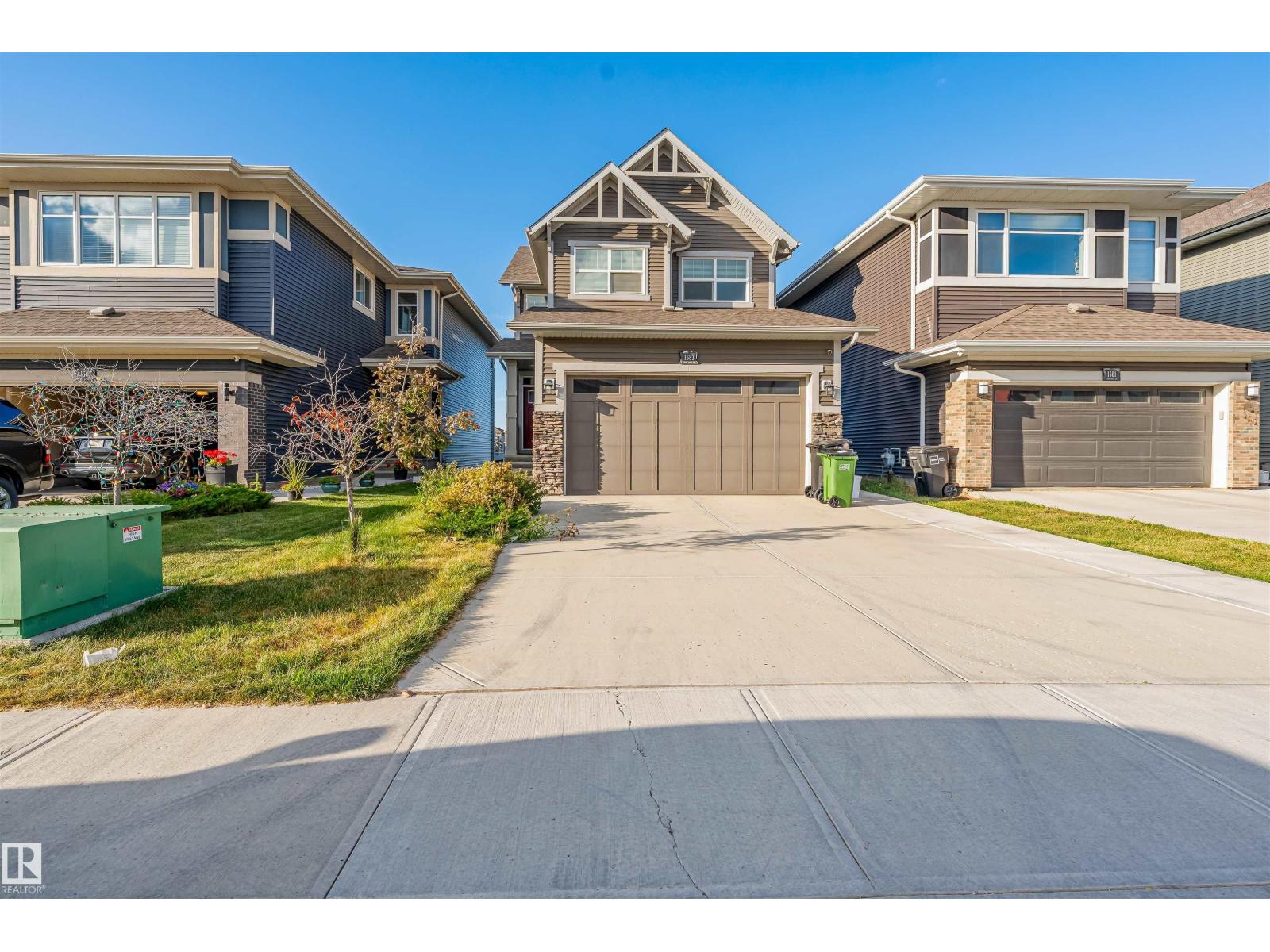 1583 PLUM CIRCLE CI SW, Edmonton, Alberta