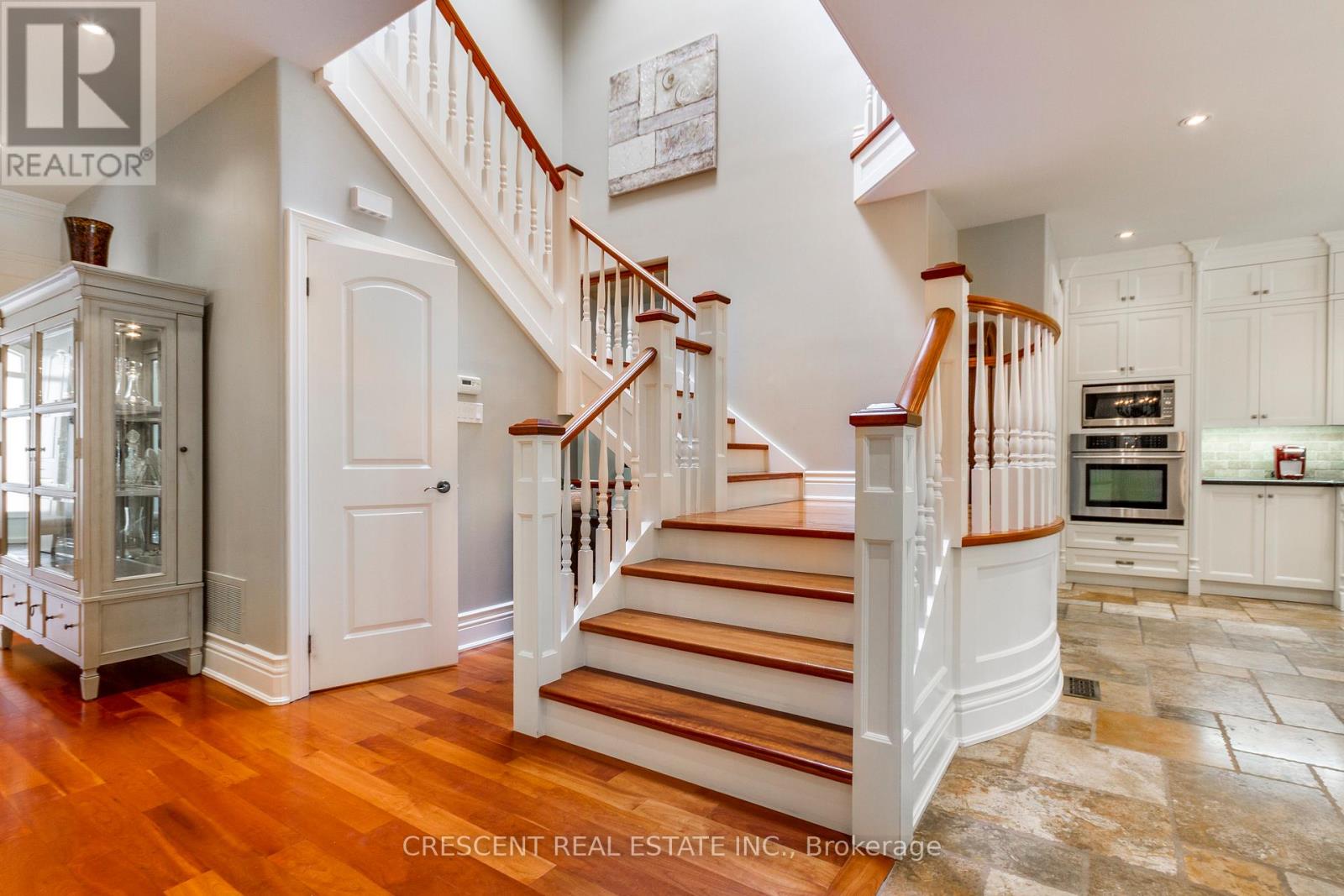 17 Agar Crescent, Toronto, Ontario  M9B 5A4 - Photo 16 - W13799976