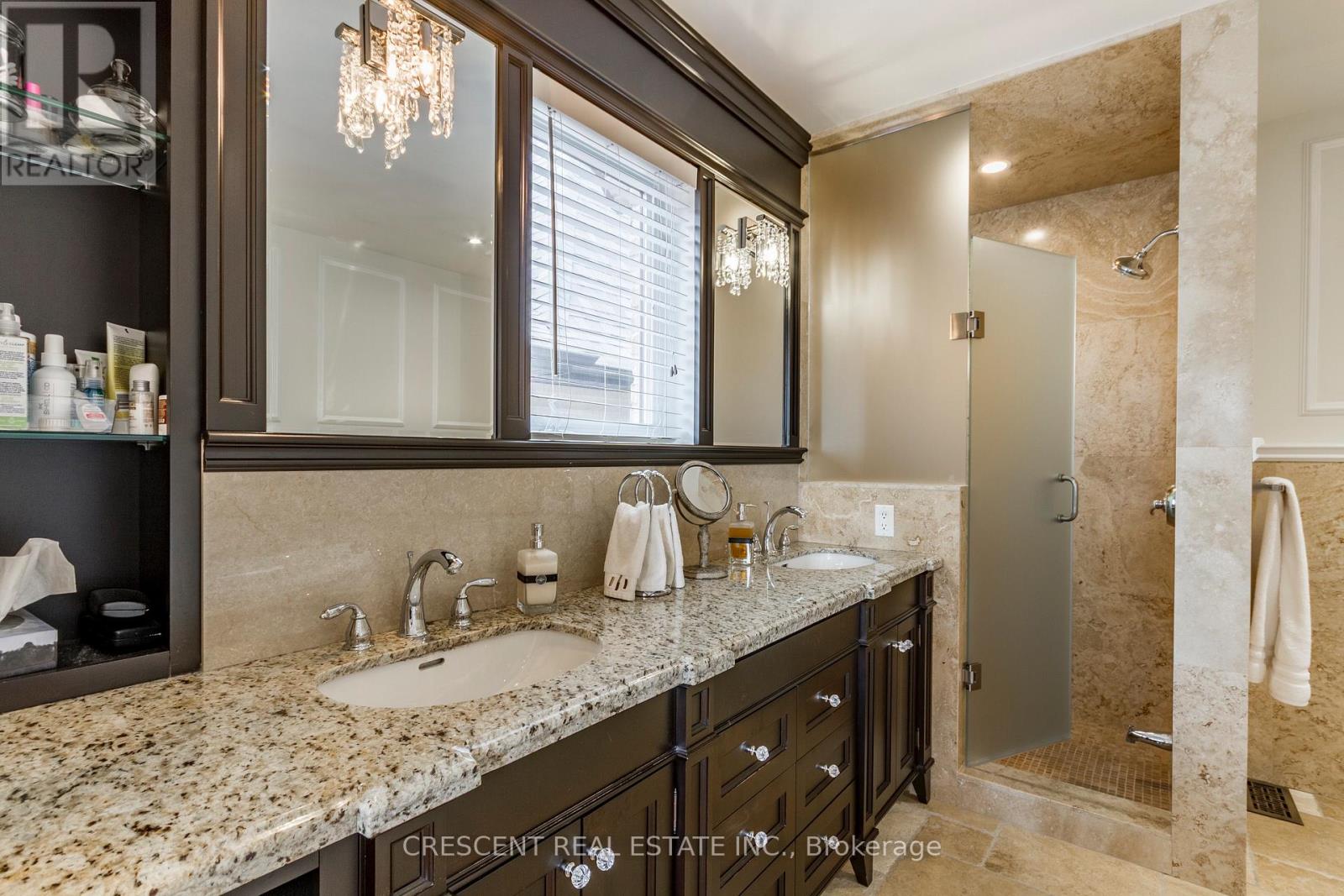 17 Agar Crescent, Toronto, Ontario  M9B 5A4 - Photo 21 - W13799976