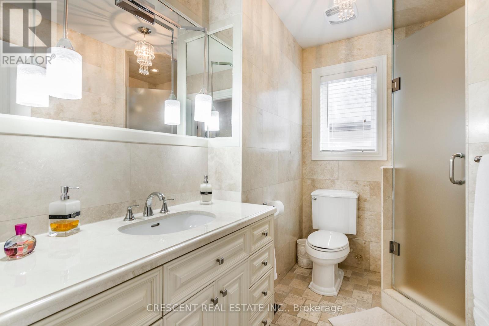17 Agar Crescent, Toronto, Ontario  M9B 5A4 - Photo 35 - W13799976