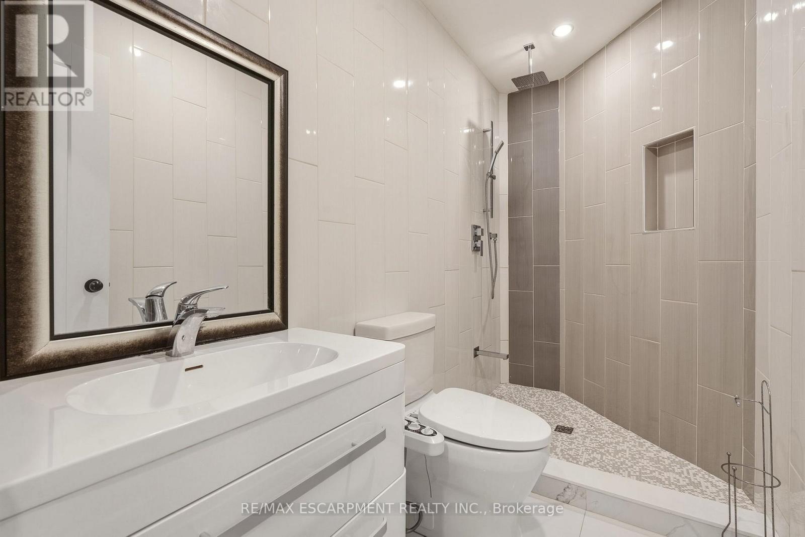 8010 Guelph Line, Milton, Ontario  L0P 1B0 - Photo 33 - W13800022