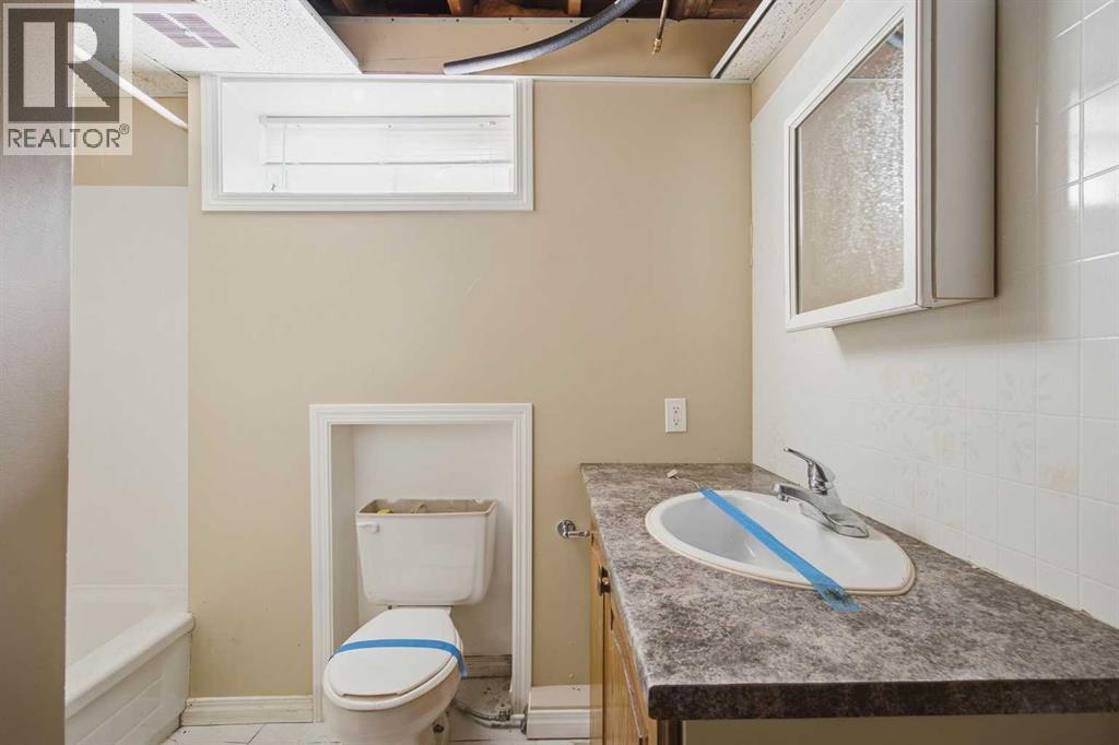258 Kennedy Crescent, Fort Mcmurray, Alberta  T9K 1M8 - Photo 23 - A2345903