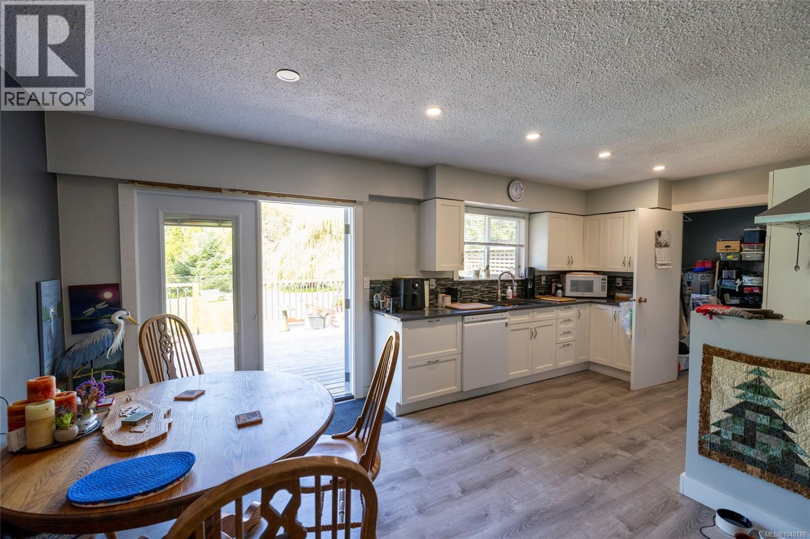 6960 Quatse Cres, Port Hardy, British Columbia  V0N 2P0 - Photo 18 - 1049786