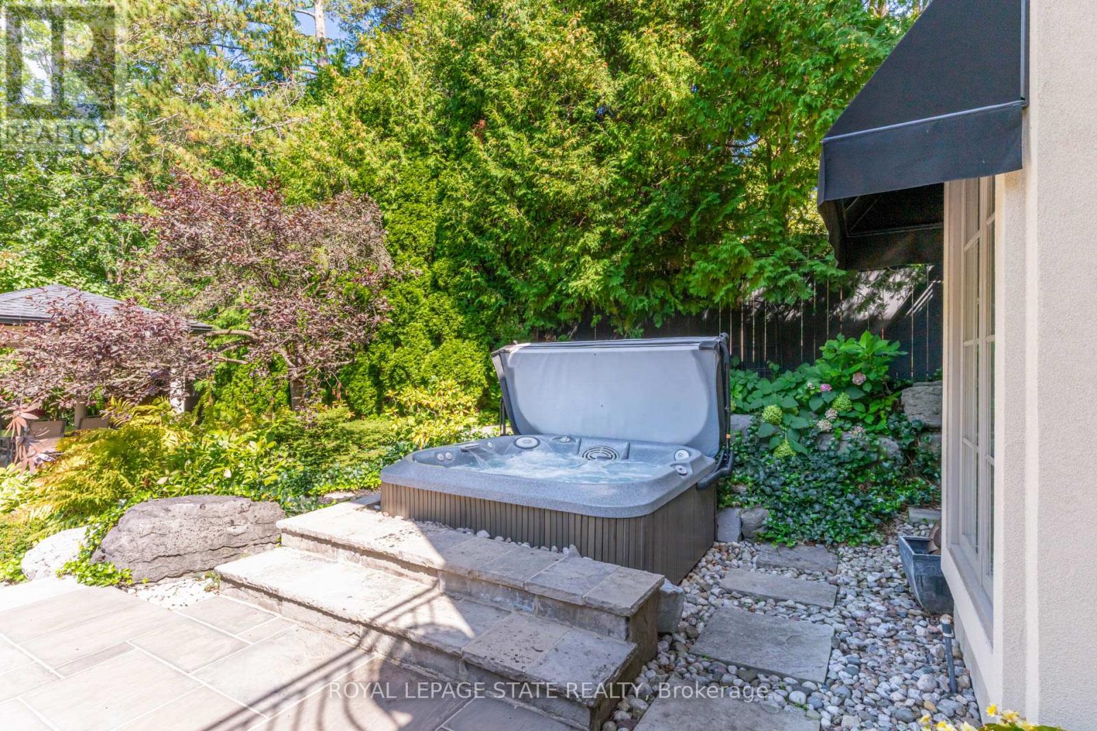 21 Harrington Place, Hamilton, Ontario  L9G 4Z2 - Photo 40 - X13800040