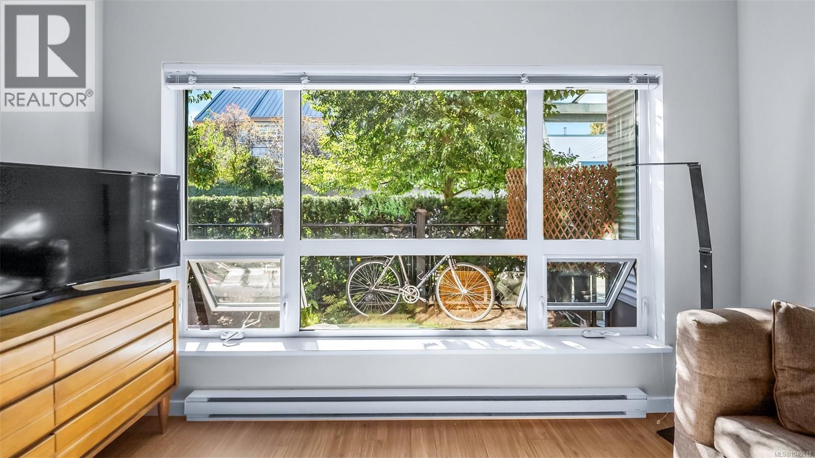 103 785 Tyee Rd, Victoria, British Columbia V9A 7R5 - Photo 12 - 1049018