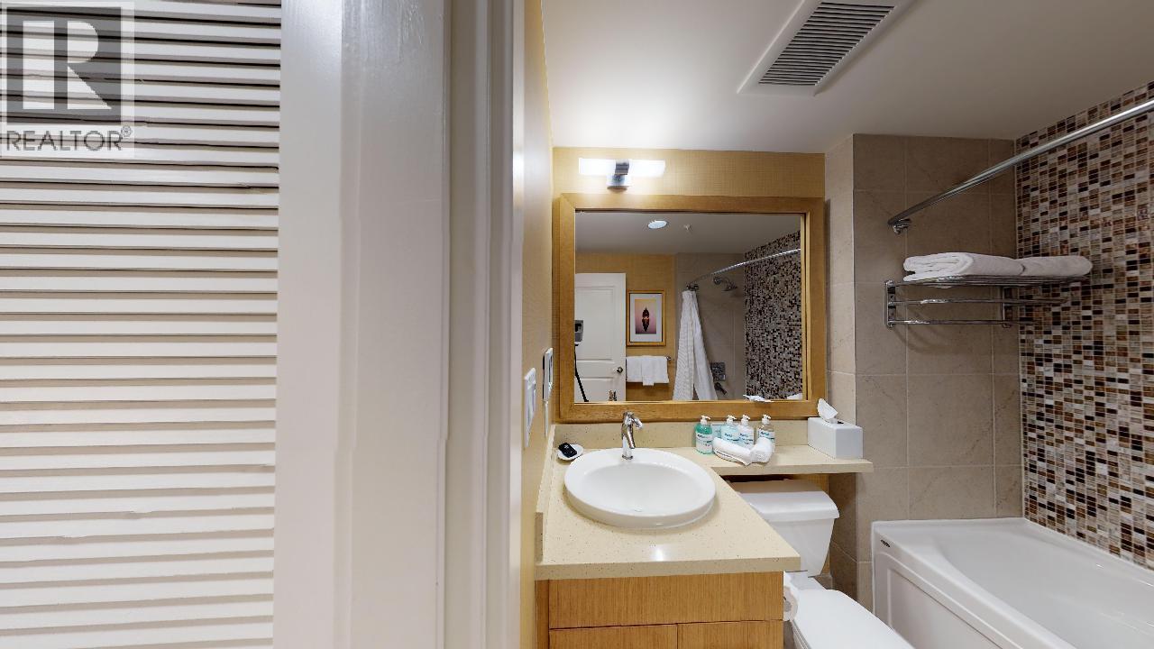 15 PARK Place Unit# 334 Osoyoos Photo 12 15 PARK Place Unit# 334 Osoyoos Photo 12