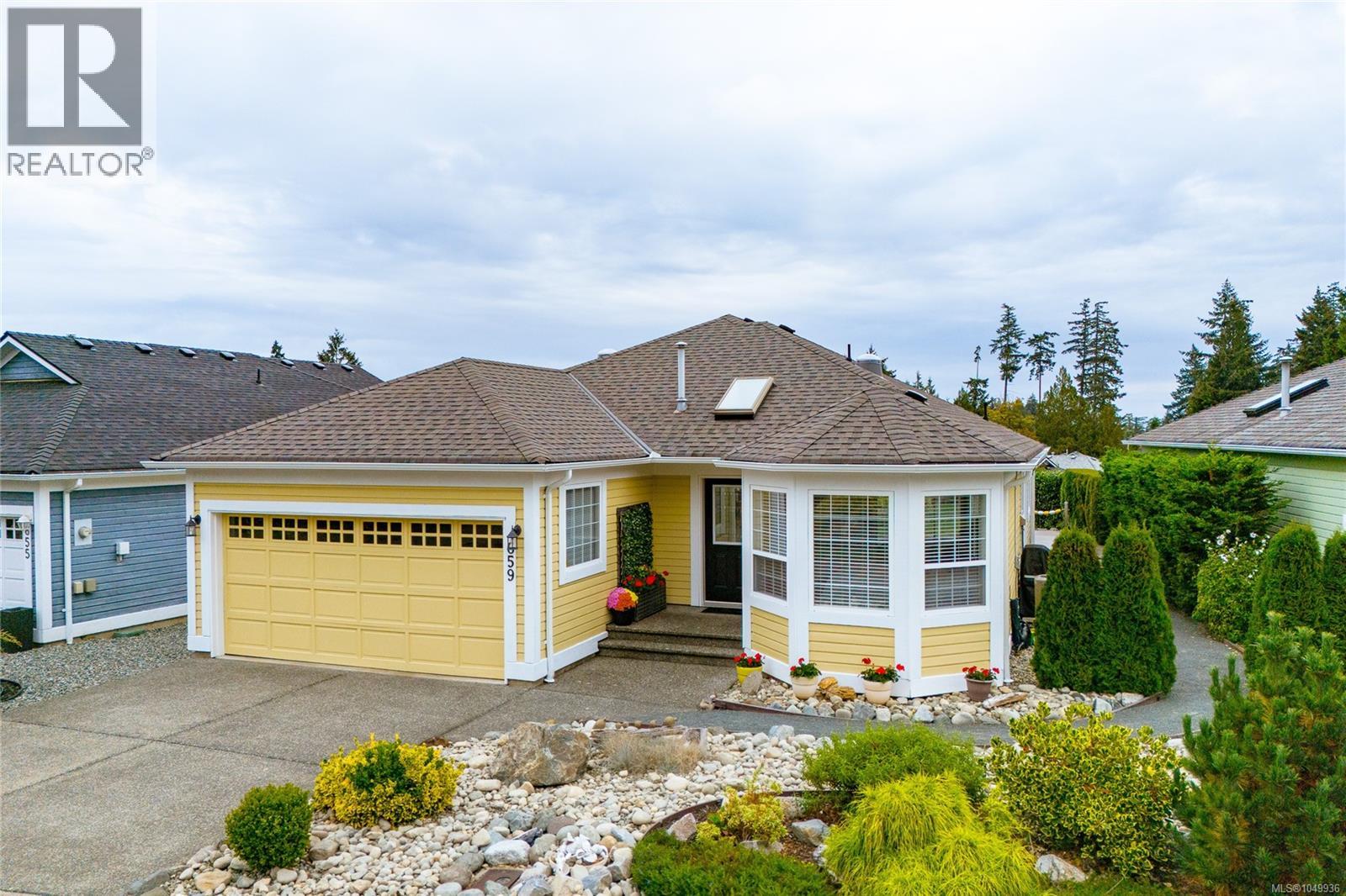 659 Windward Way, Qualicum Beach, British Columbia  V9K 2K4 - Photo 1 - 1049936