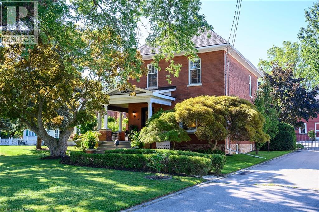 126 MAIN Street E, Grimsby, Ontario