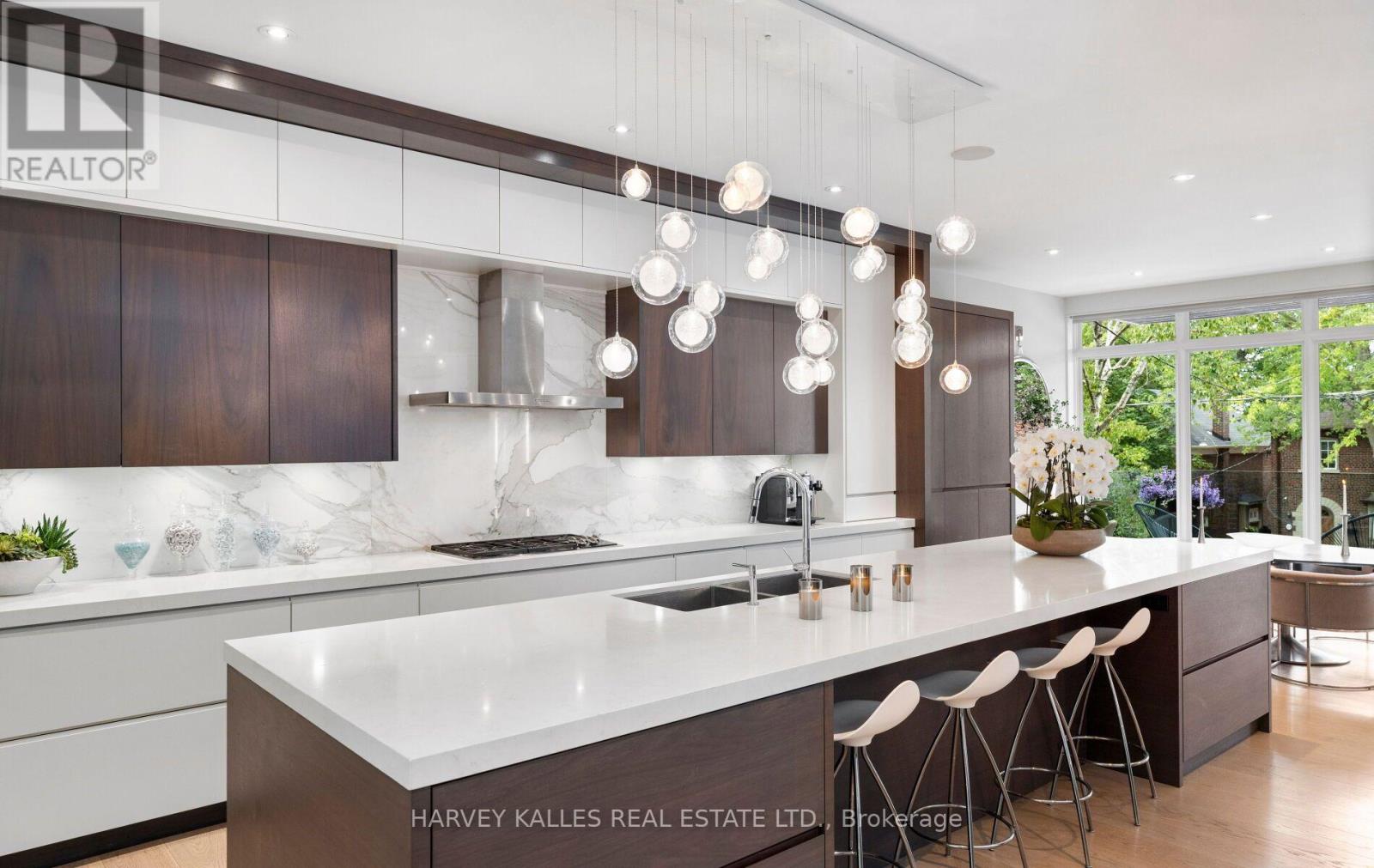 33 Tarlton Road, Toronto, Ontario  M5P 2M6 - Photo 13 - C13790816