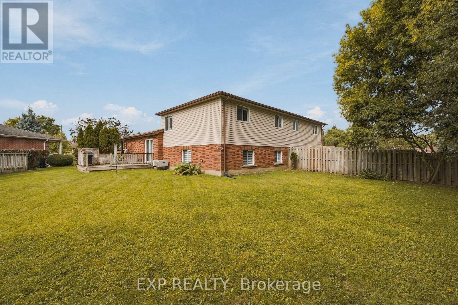 B - 541 Old Abbey Court, Waterloo, Ontario  N2K 3V3 - Photo 27 - X13800032