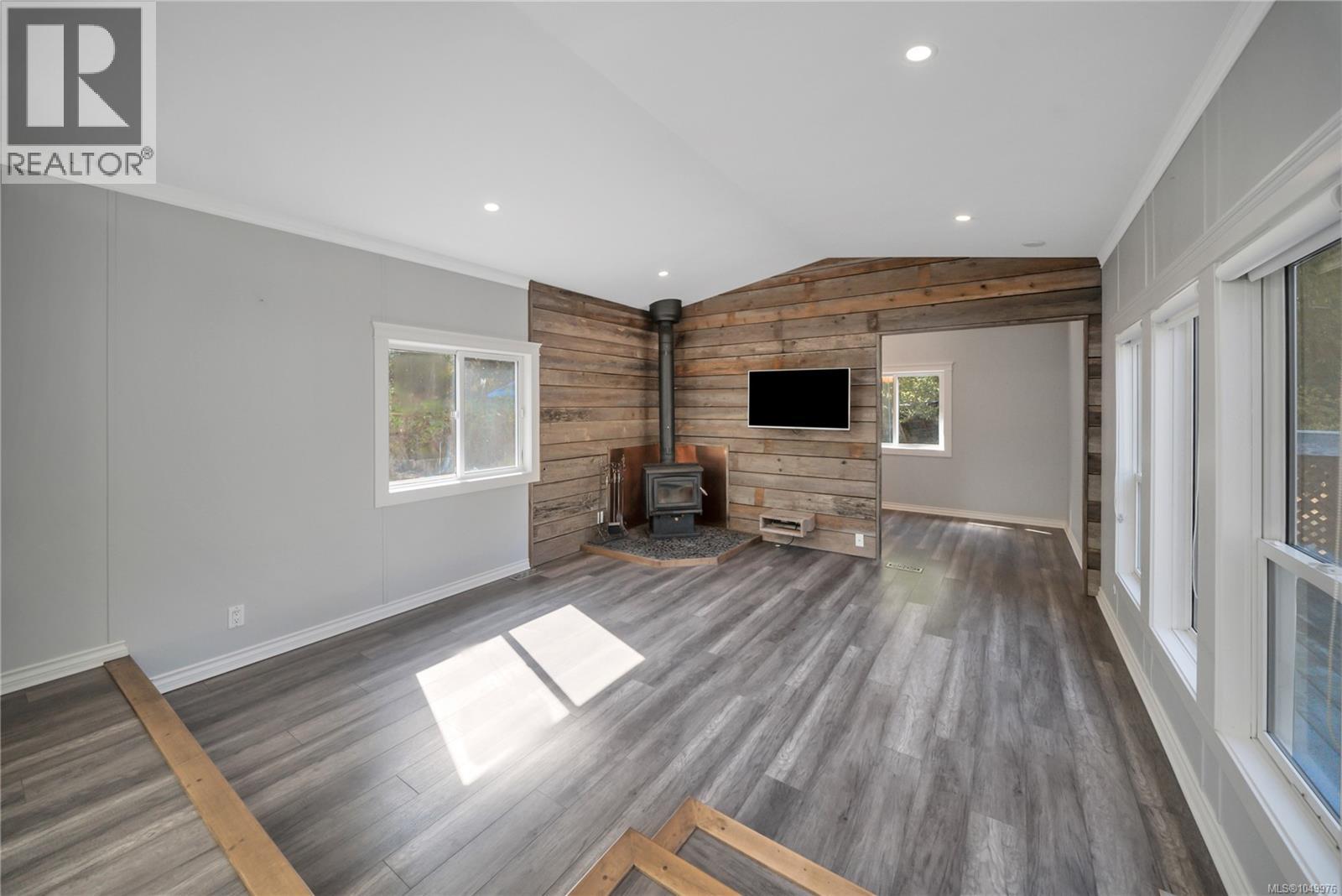 1320 Englishman River Rd, Errington, British Columbia  V0R 1V0 - Photo 13 - 1049976