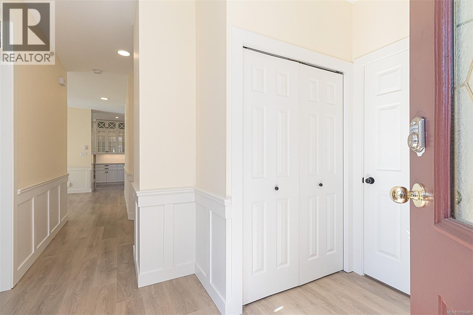 7968 Polo Park Cres, Central Saanich, British Columbia  V8M 2J4 - Photo 5 - 1050049