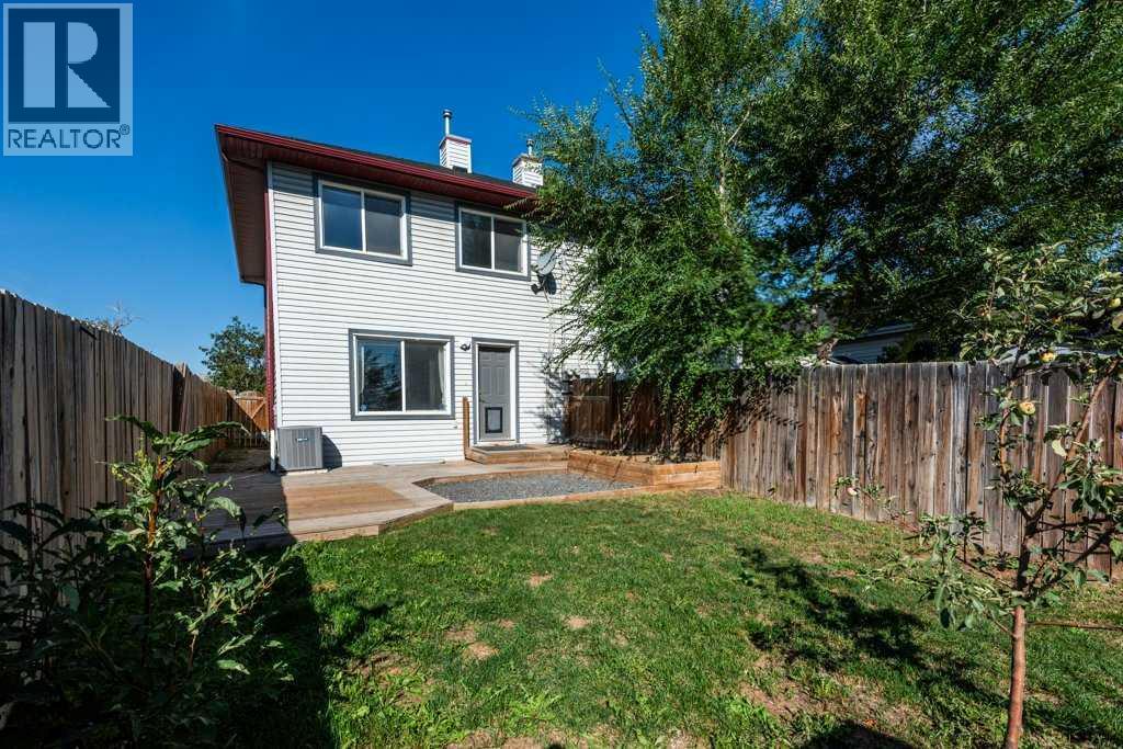8034 24 Street SE photo 29