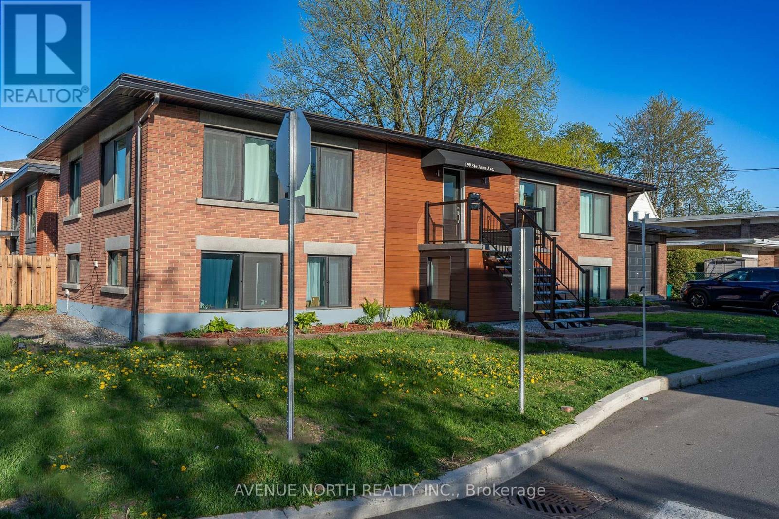 4 - 199 Ste Anne Street, Ottawa, Ontario  K1L 7B8 - Photo 2 - X13800080