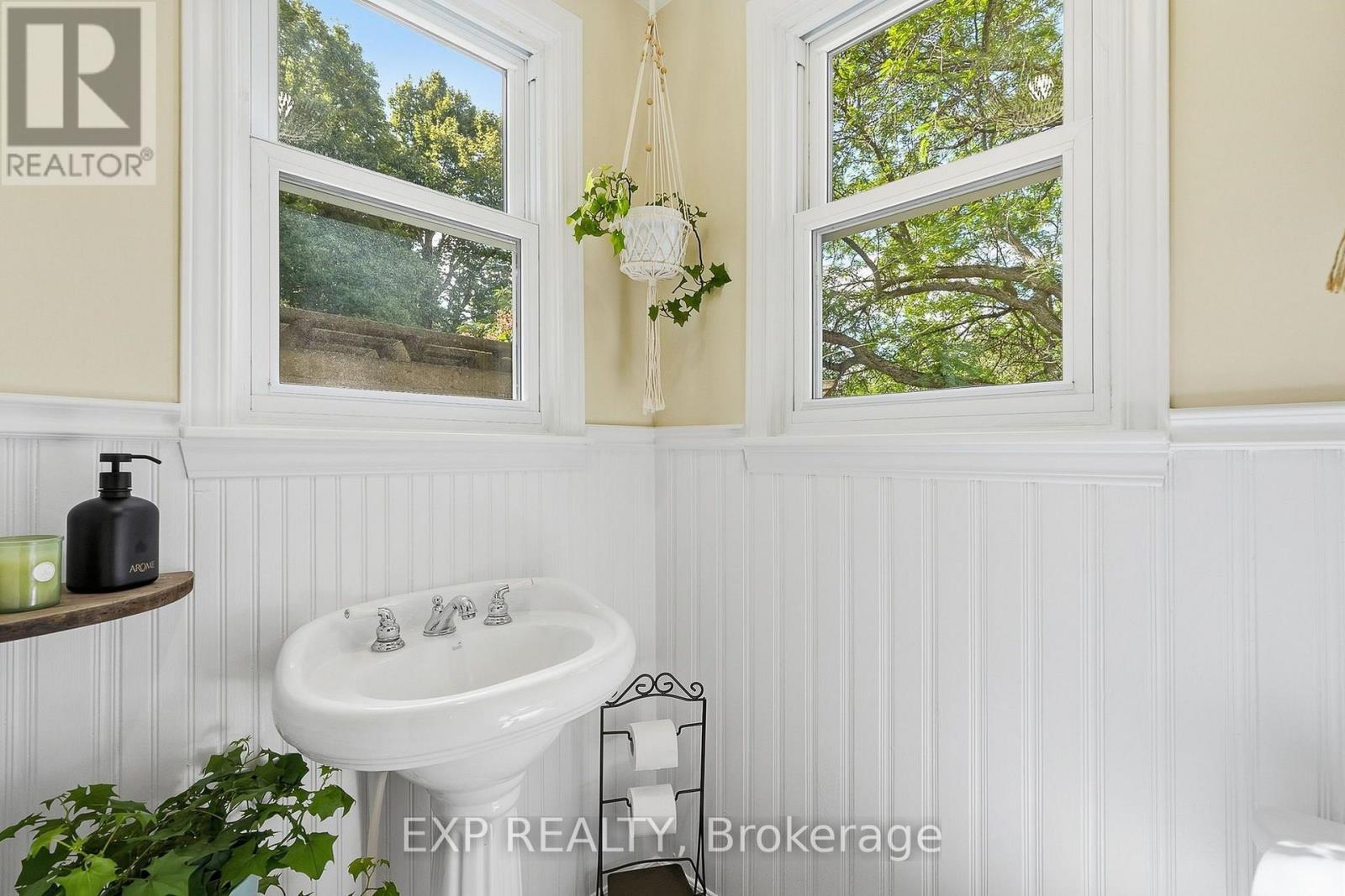 15734 Concession 1-2 Road, North Stormont, Ontario  K0C 1K0 - Photo 16 - X13800082