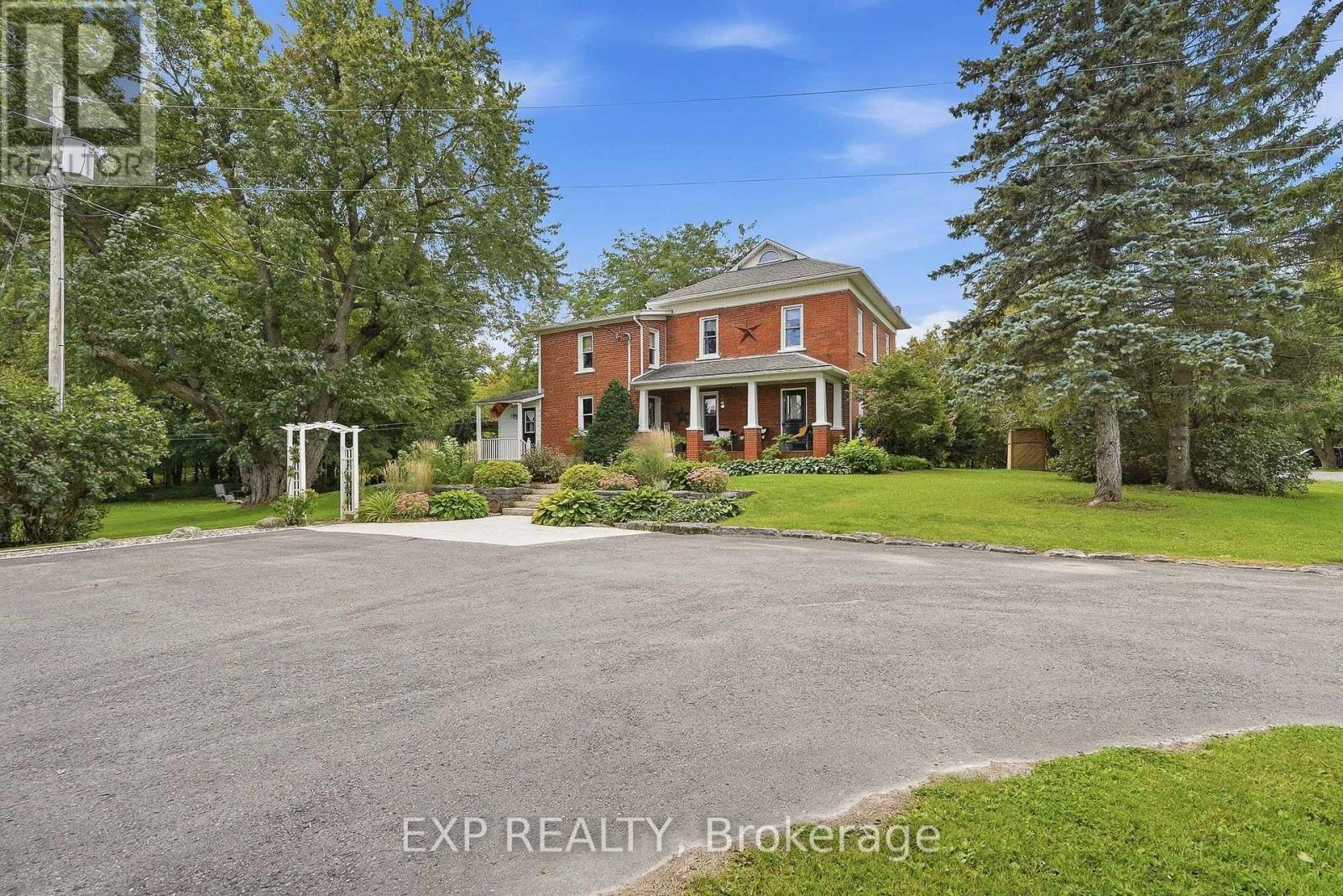 15734 Concession 1-2 Road, North Stormont, Ontario  K0C 1K0 - Photo 3 - X13800082