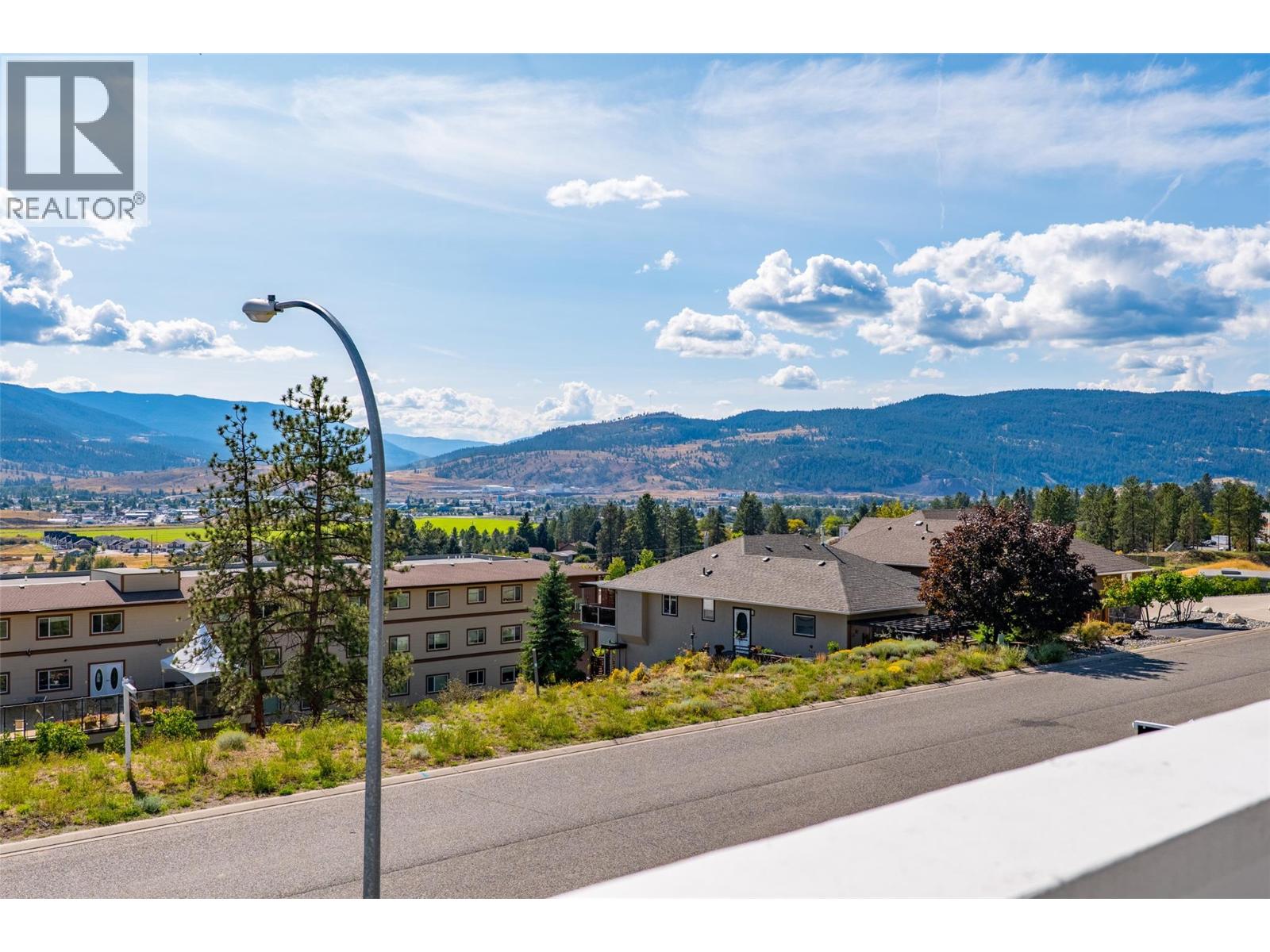 2733 Grandview Heights, Merritt, British Columbia  V1K 0A5 - Photo 9 - 10401137