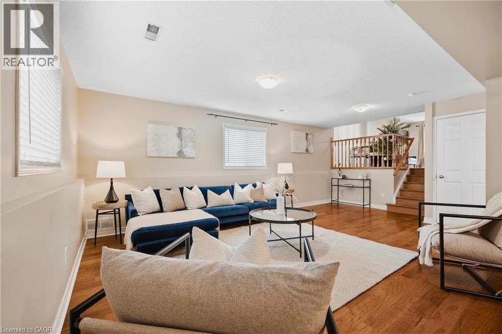 541 Old Abbey Court Unit# B, Waterloo, Ontario  N2K 3V3 - Photo 17 - 40864419