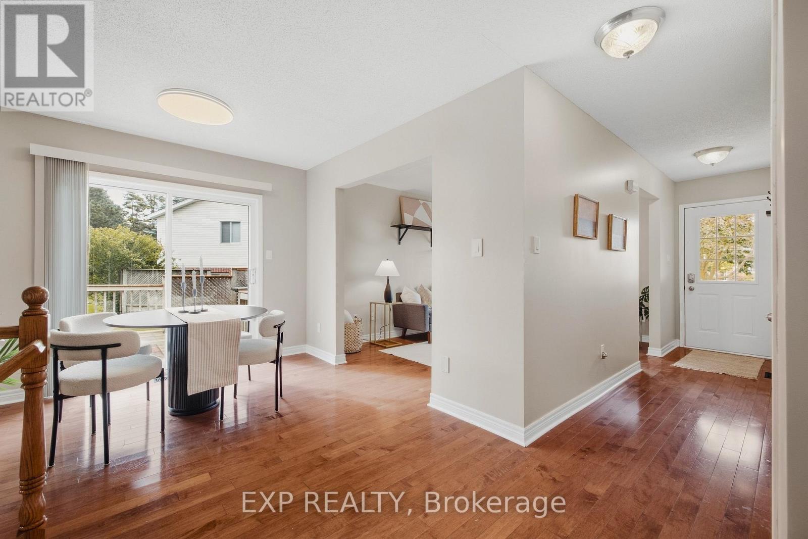 B - 541 Old Abbey Court, Waterloo, Ontario  N2K 3V3 - Photo 4 - X13800032