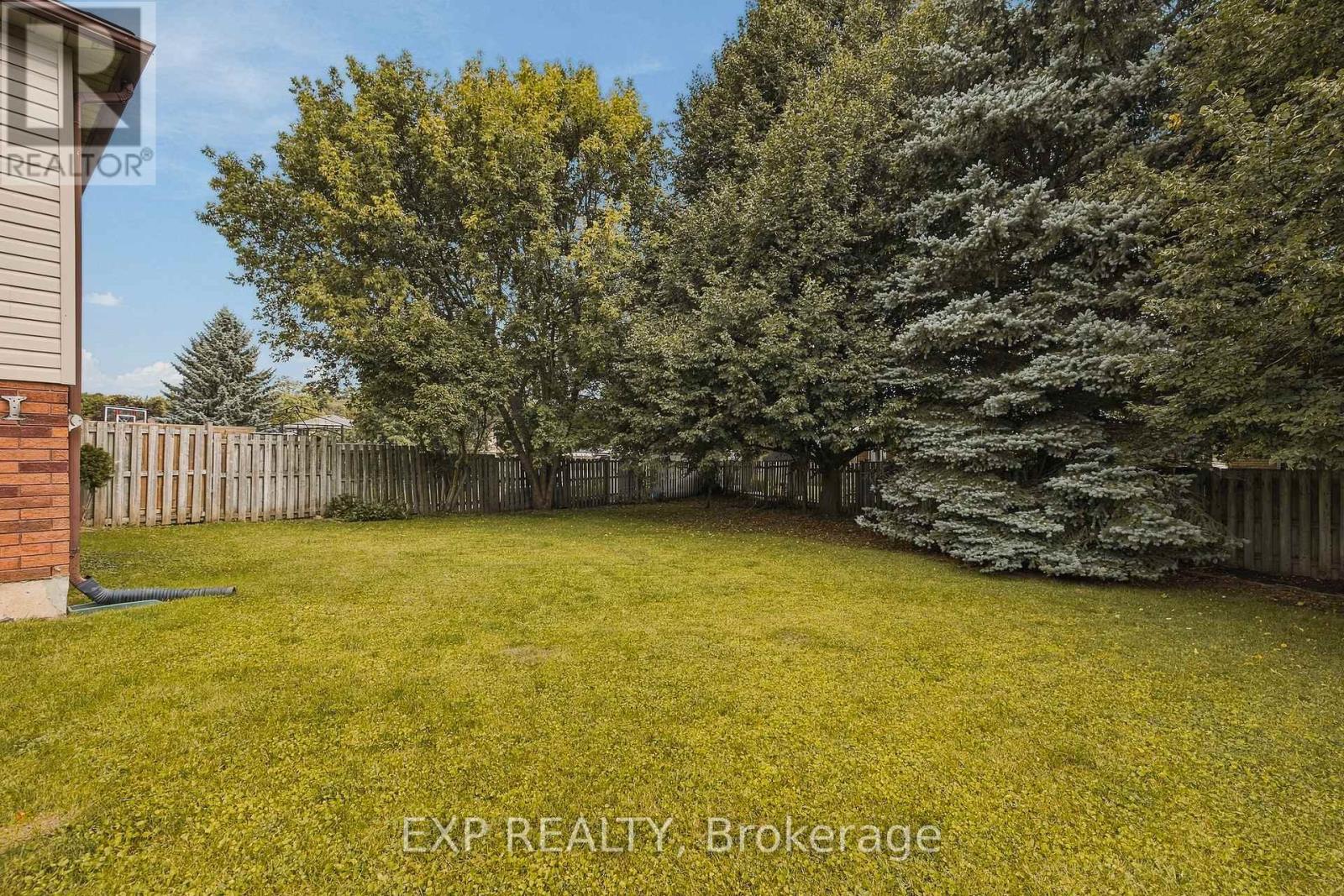 B - 541 Old Abbey Court, Waterloo, Ontario  N2K 3V3 - Photo 28 - X13800032