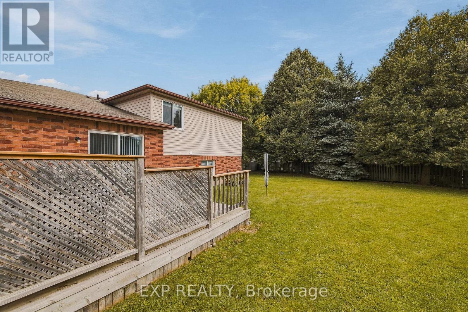 B - 541 Old Abbey Court, Waterloo, Ontario  N2K 3V3 - Photo 25 - X13800032