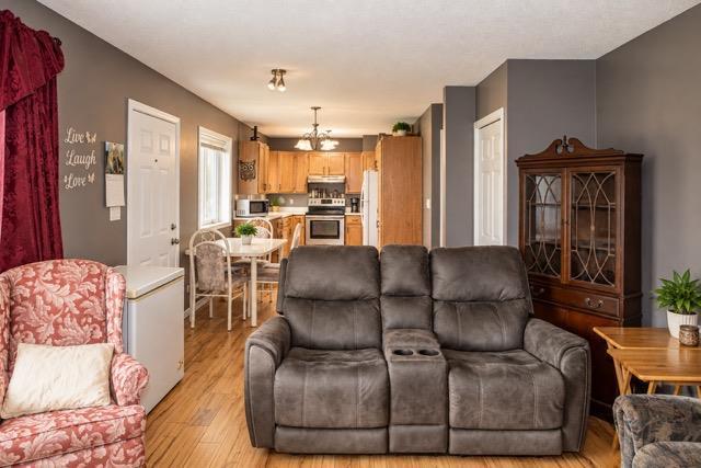 49 Thompson Drive Riverton Manitoba Canada R0C2R0 4