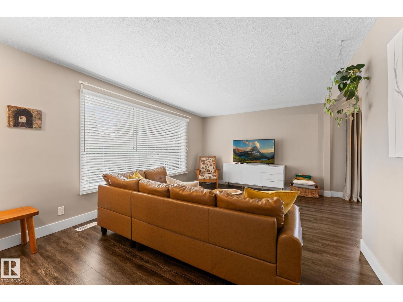 6108 102 Av Nw, Edmonton, Alberta  T6A 0N4 - Photo 10 - E4509241