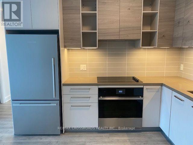 702 - 12 Gandhi Lane, Markham (Commerce Valley), Ontario  L3T 0G8 - Photo 4 - N13784230