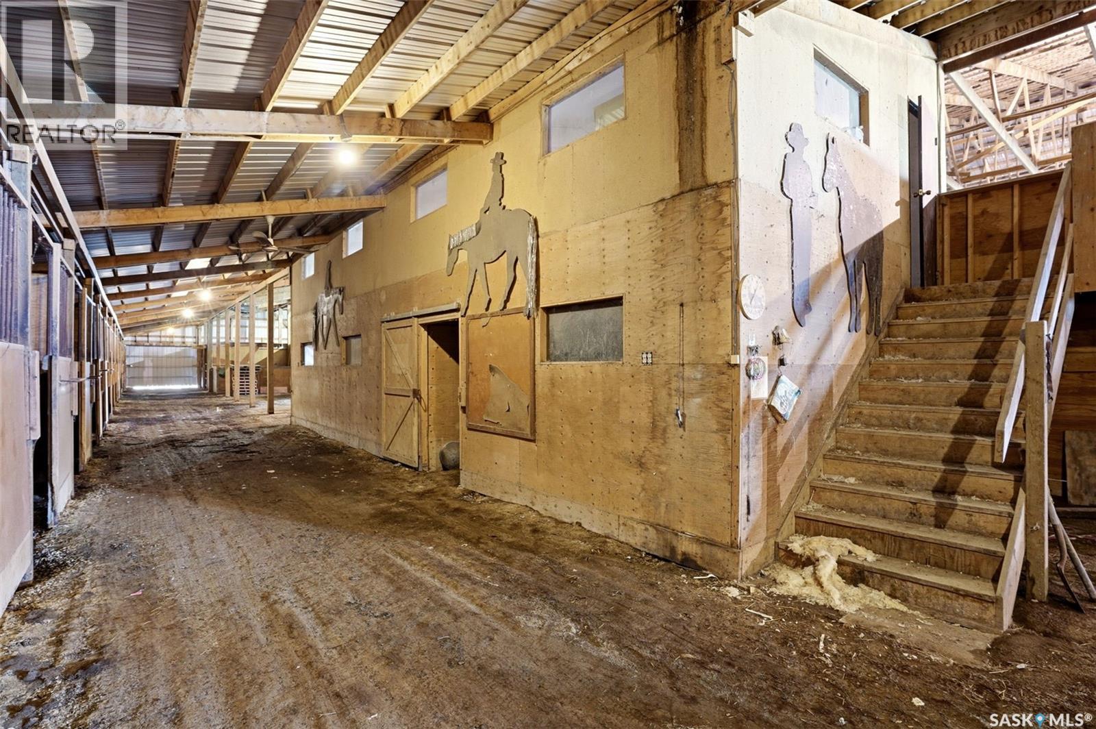 Bienfait Riding Arena/shop And Land, Estevan Rm No. 5, Saskatchewan  S0C 0M0 - Photo 11 - SK048810