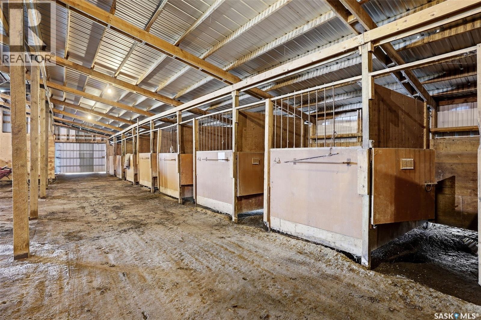 Bienfait Riding Arena/shop And Land, Estevan Rm No. 5, Saskatchewan  S0C 0M0 - Photo 12 - SK048810
