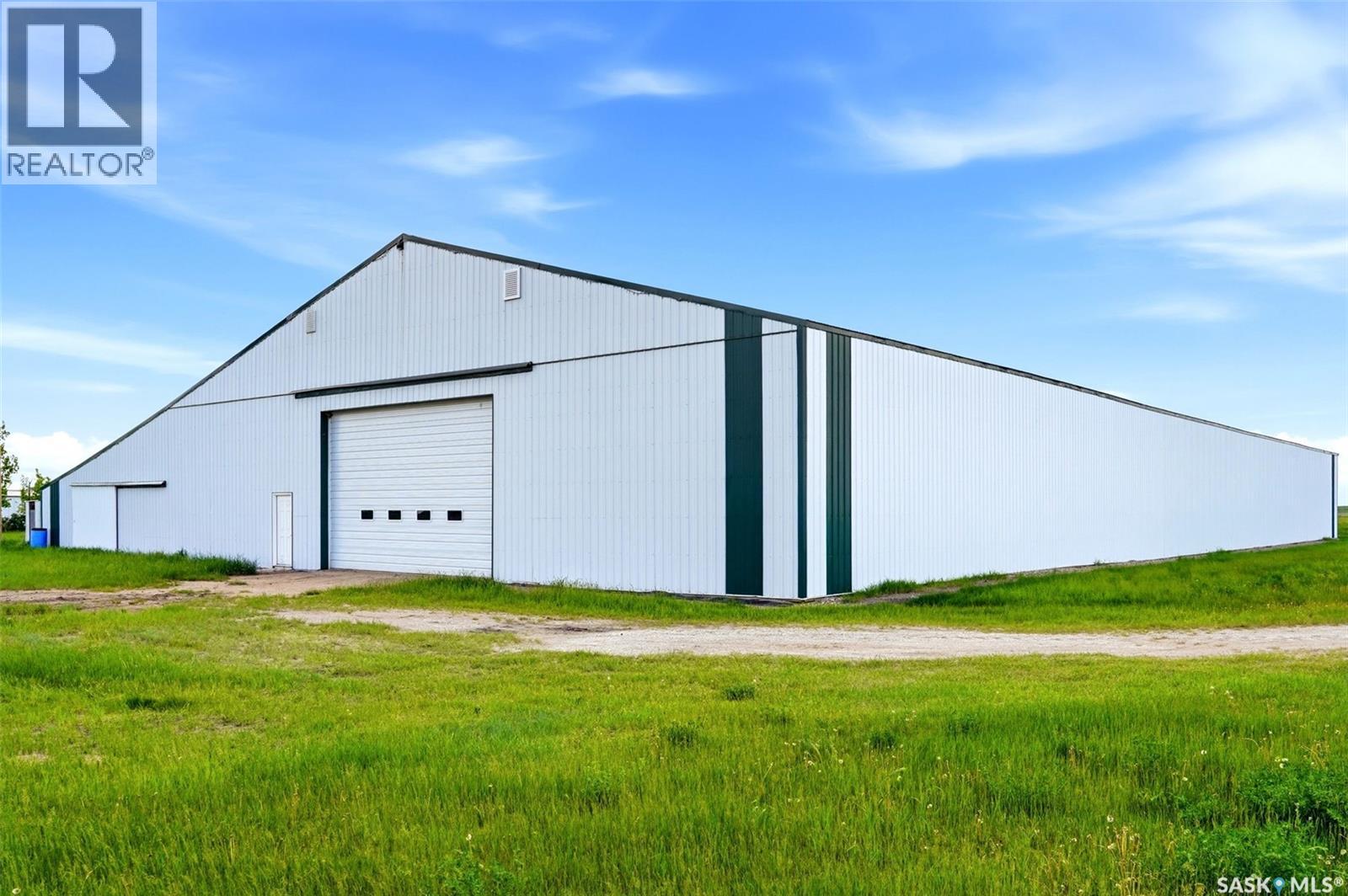 Bienfait Riding Arena/shop And Land, Estevan Rm No. 5, Saskatchewan  S0C 0M0 - Photo 16 - SK048810