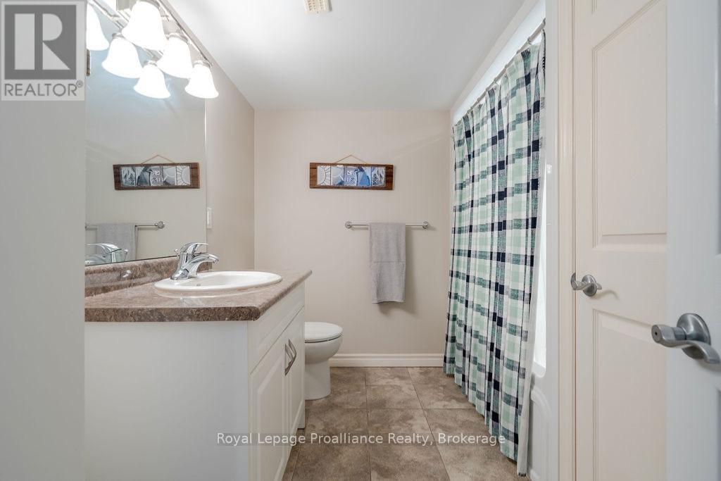 20 Gracefield Lane, Belleville (Belleville Ward), Ontario  K8P 5N6 - Photo 42 - X13800184