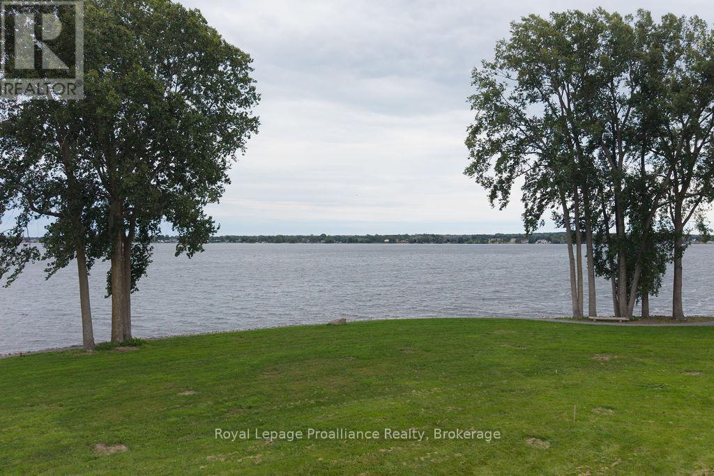 20 Gracefield Lane, Belleville (Belleville Ward), Ontario  K8P 5N6 - Photo 50 - X13800184