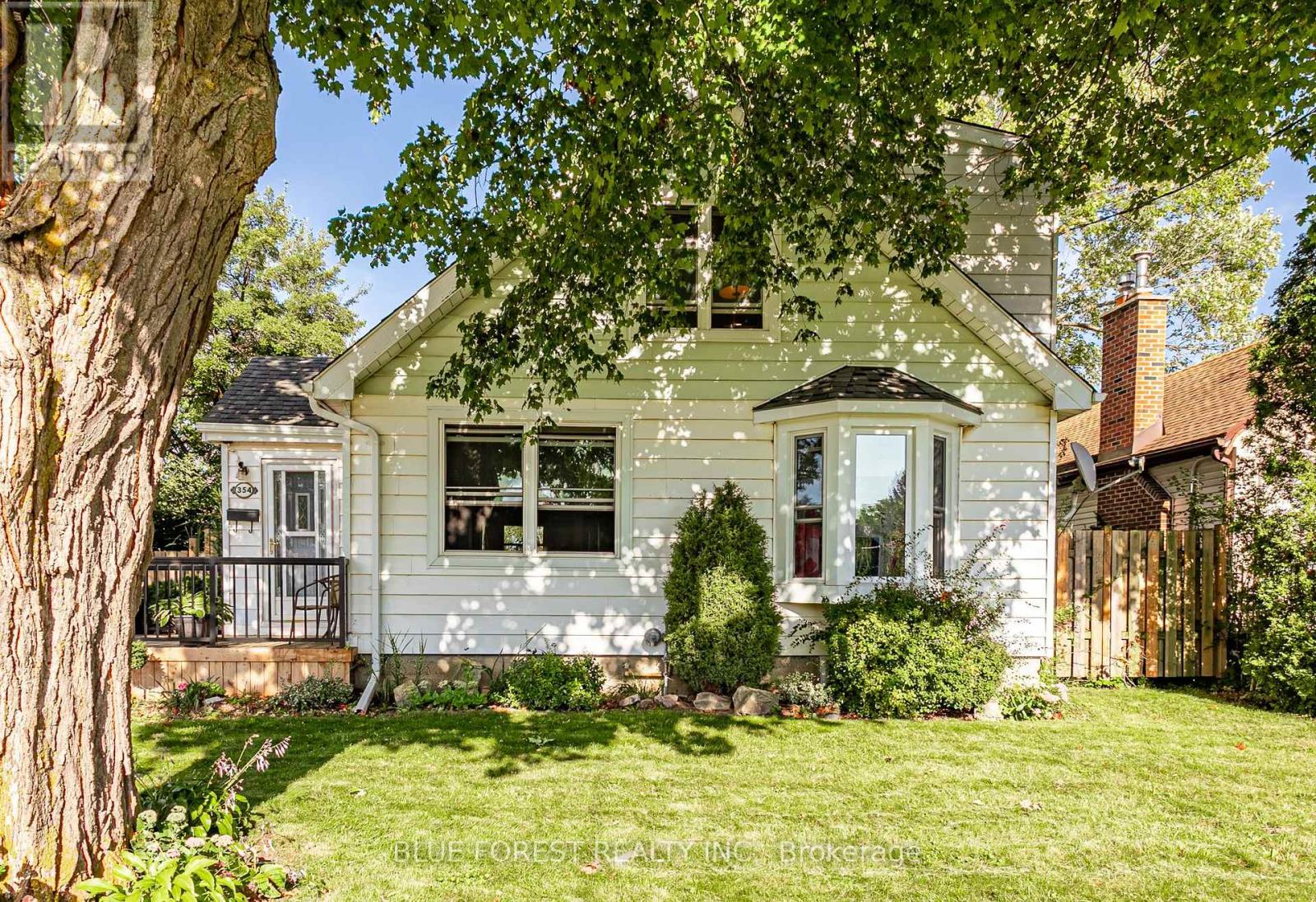 $499,900354 Calgary Street, London East, Ontario