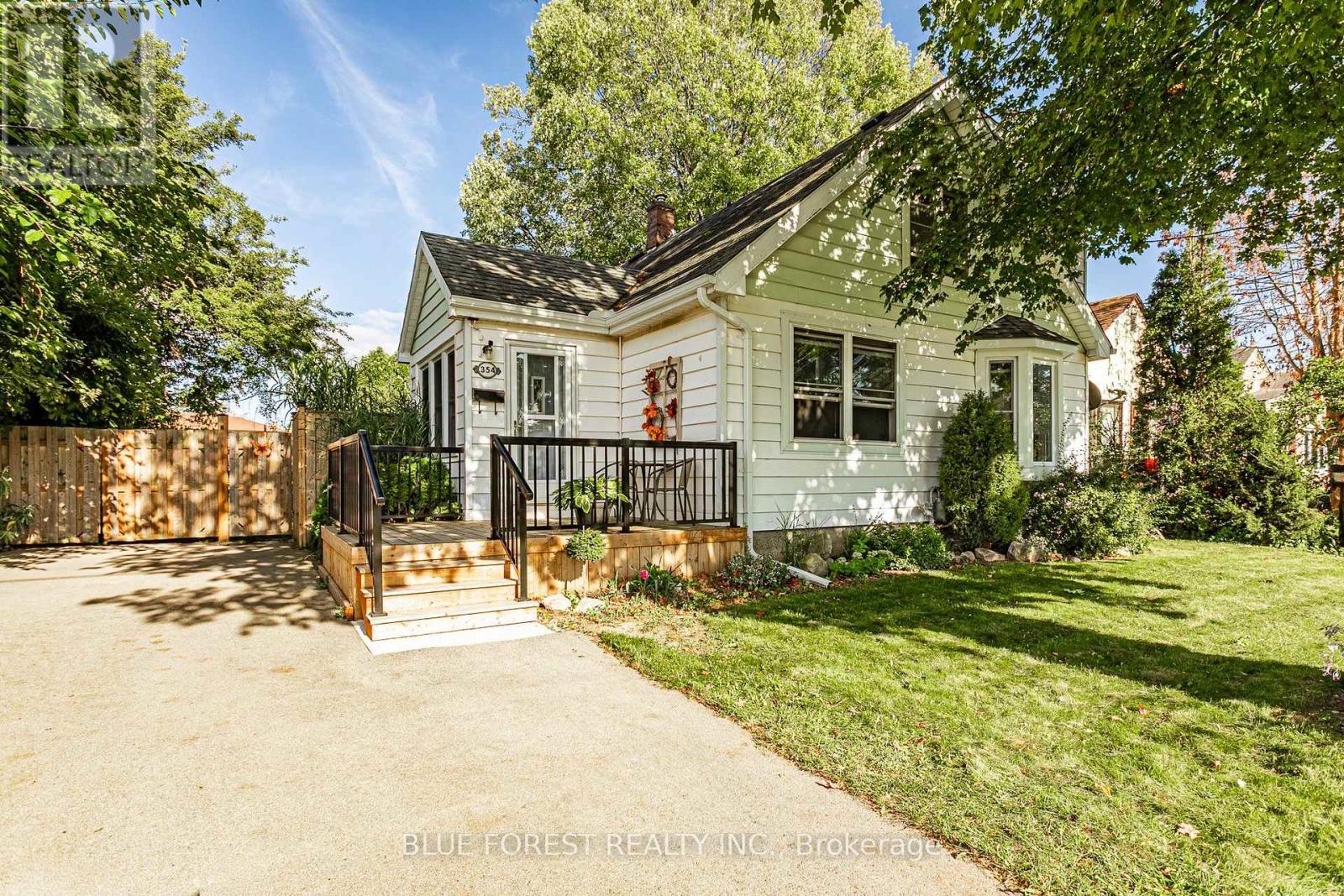 354 Calgary Street, London East, Ontario N5W 4X5 - Photo 2 - X13800142